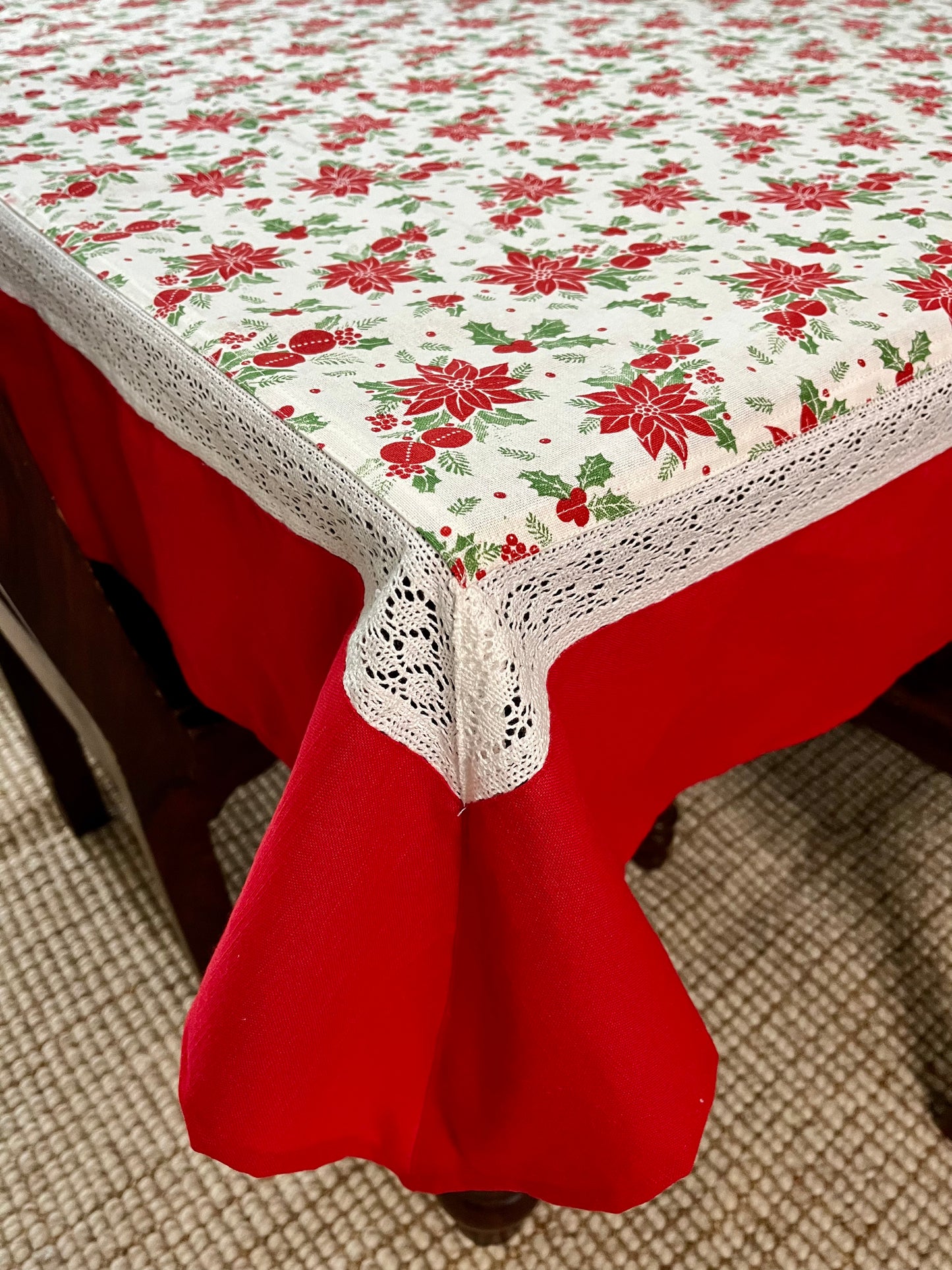 Christmas Tablecloth - Poinsettias