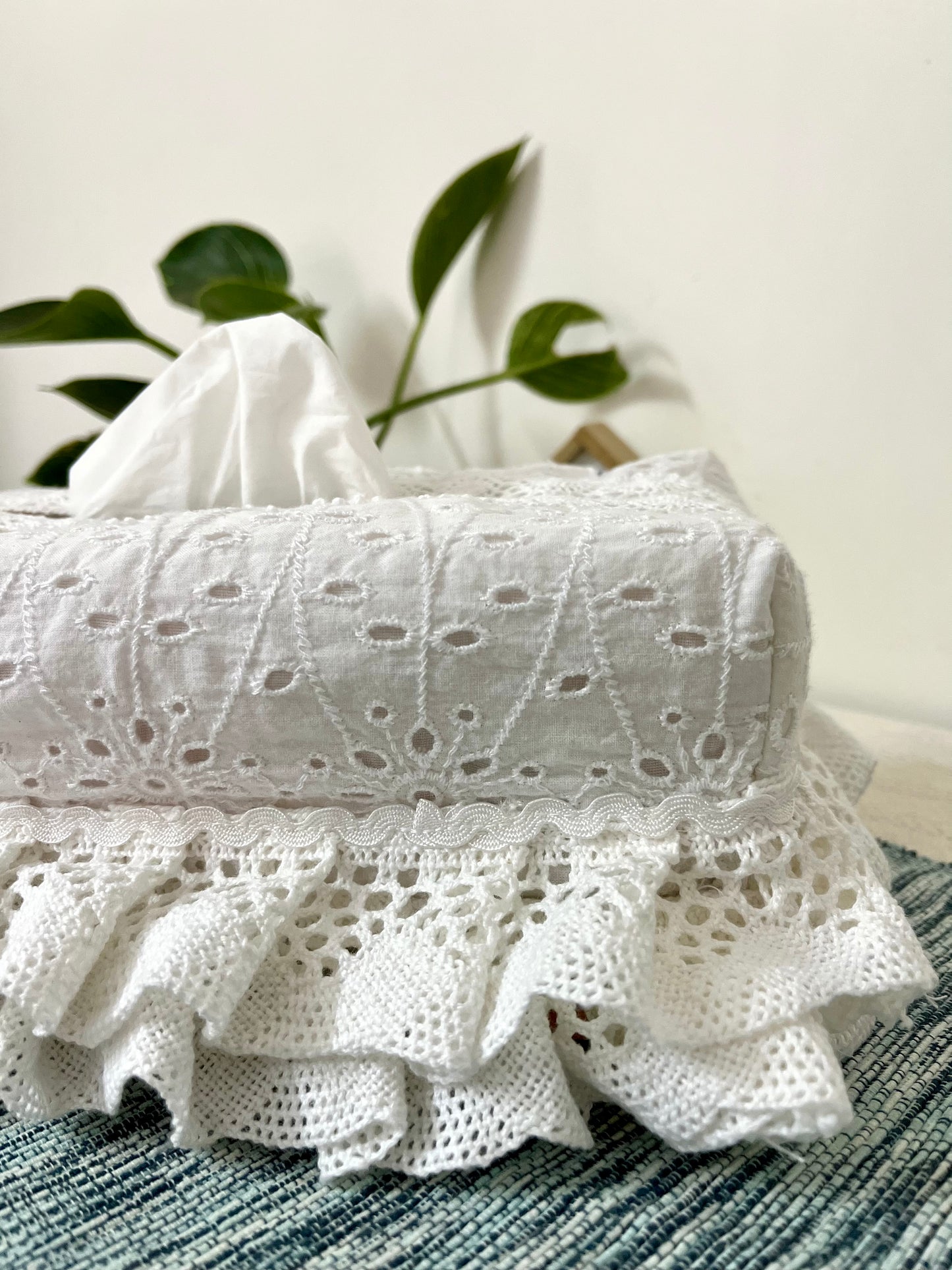 Tissue Box Cover- Hakoba n Lace
