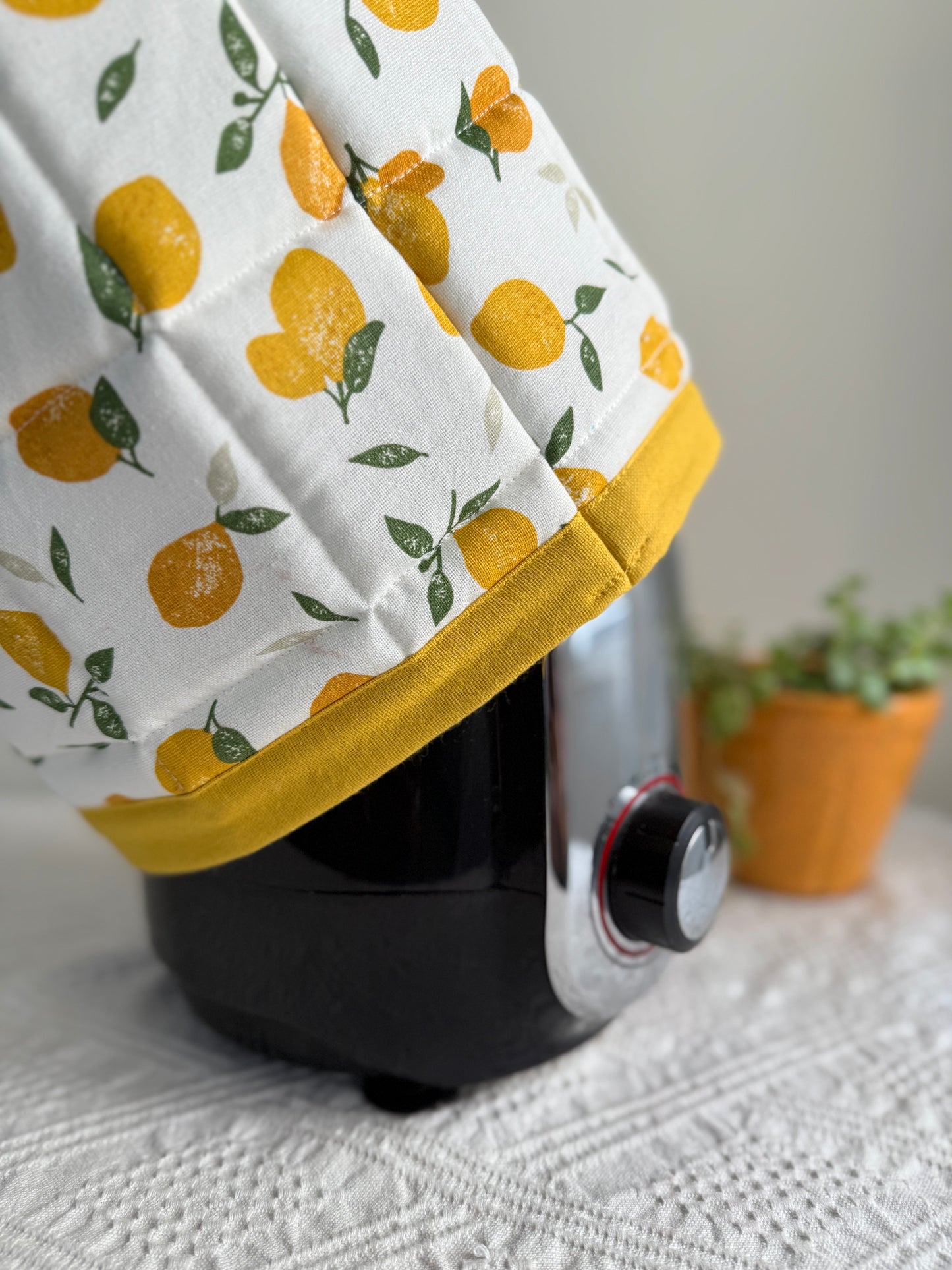 Mixer Grinder Cover ( Round ) - Tiny lemons