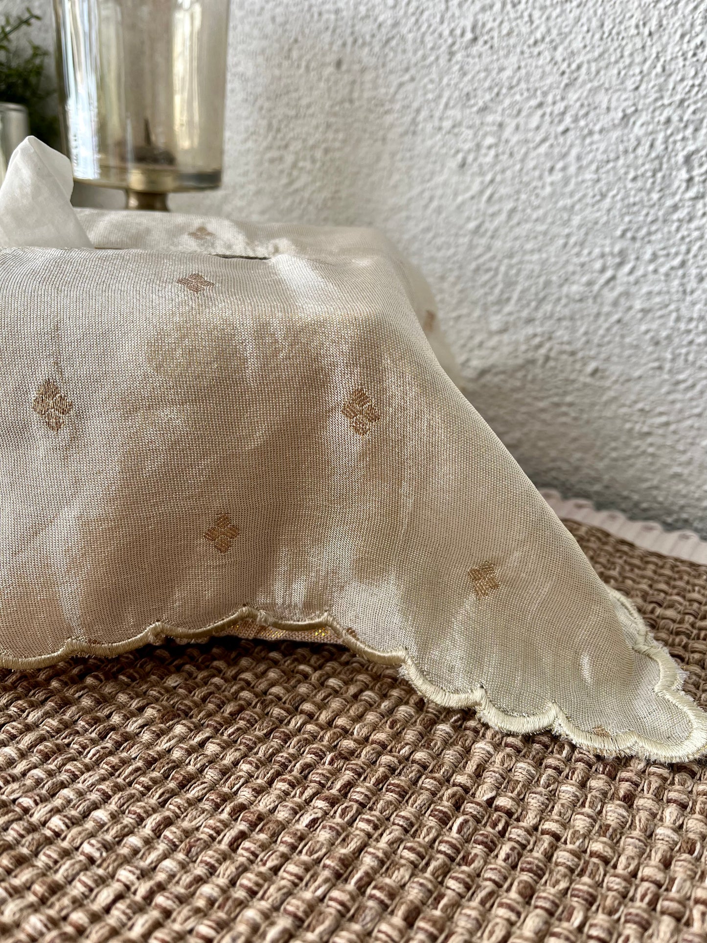 Tissue Box Cover- Scallops