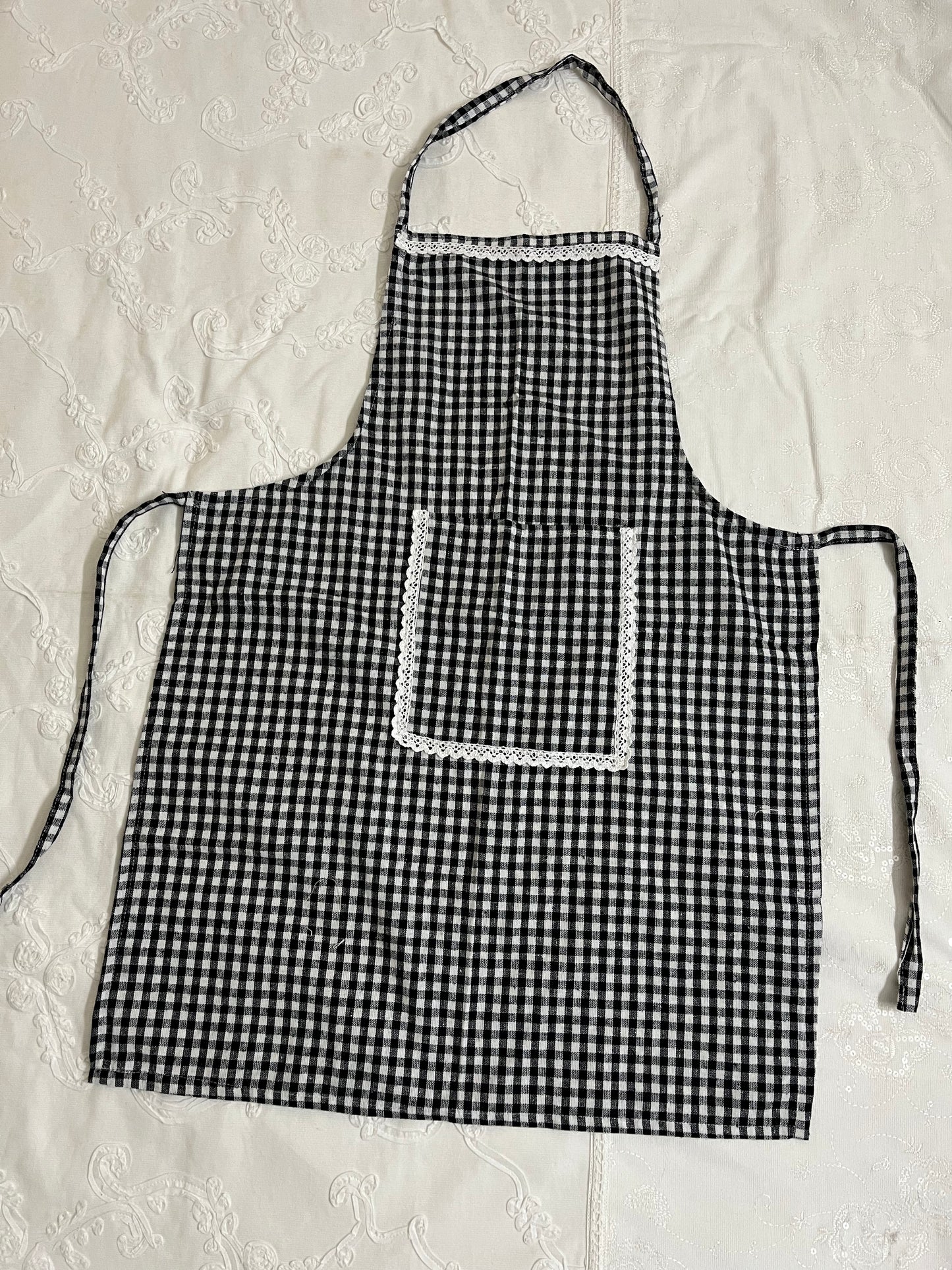 Apron - Monochrome