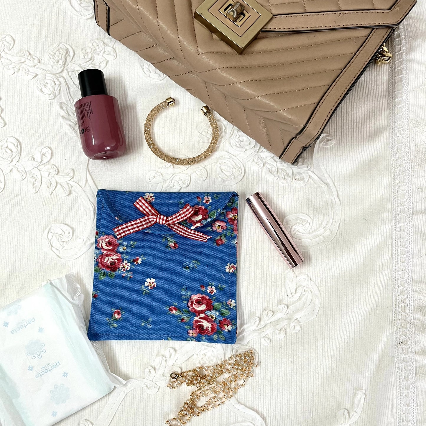 Multipurpose Pouch - Roses and Bow