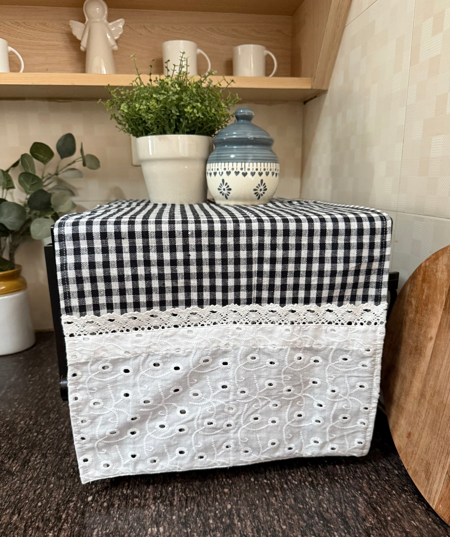 Microwave Cover- Mona
