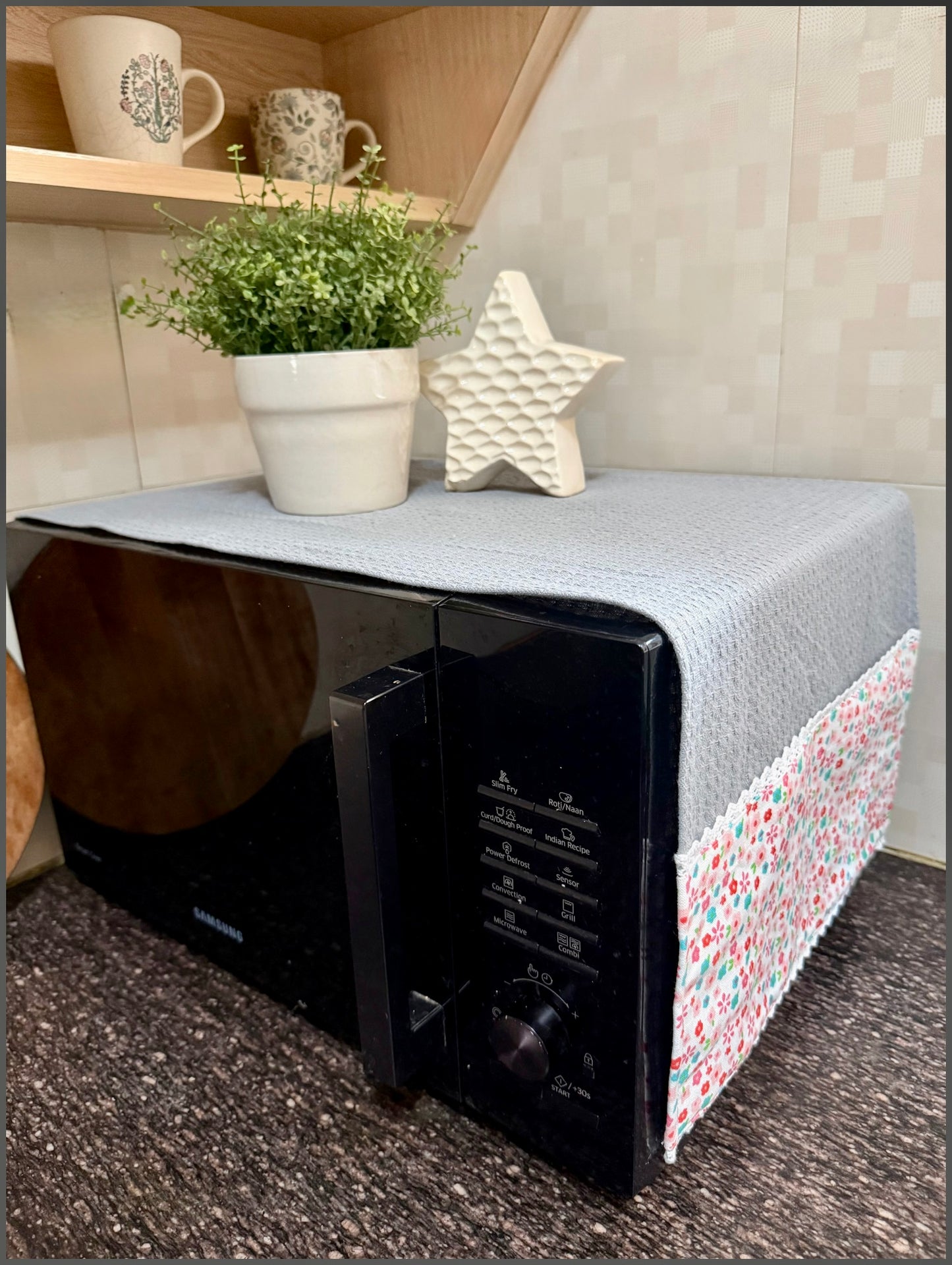 Microwave Cover - Pink garden