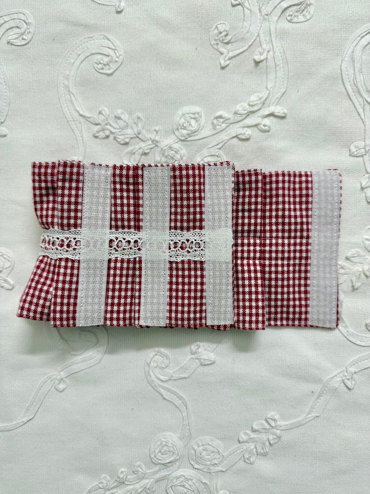 Curtain Tiebacks - Lil Red Gingham