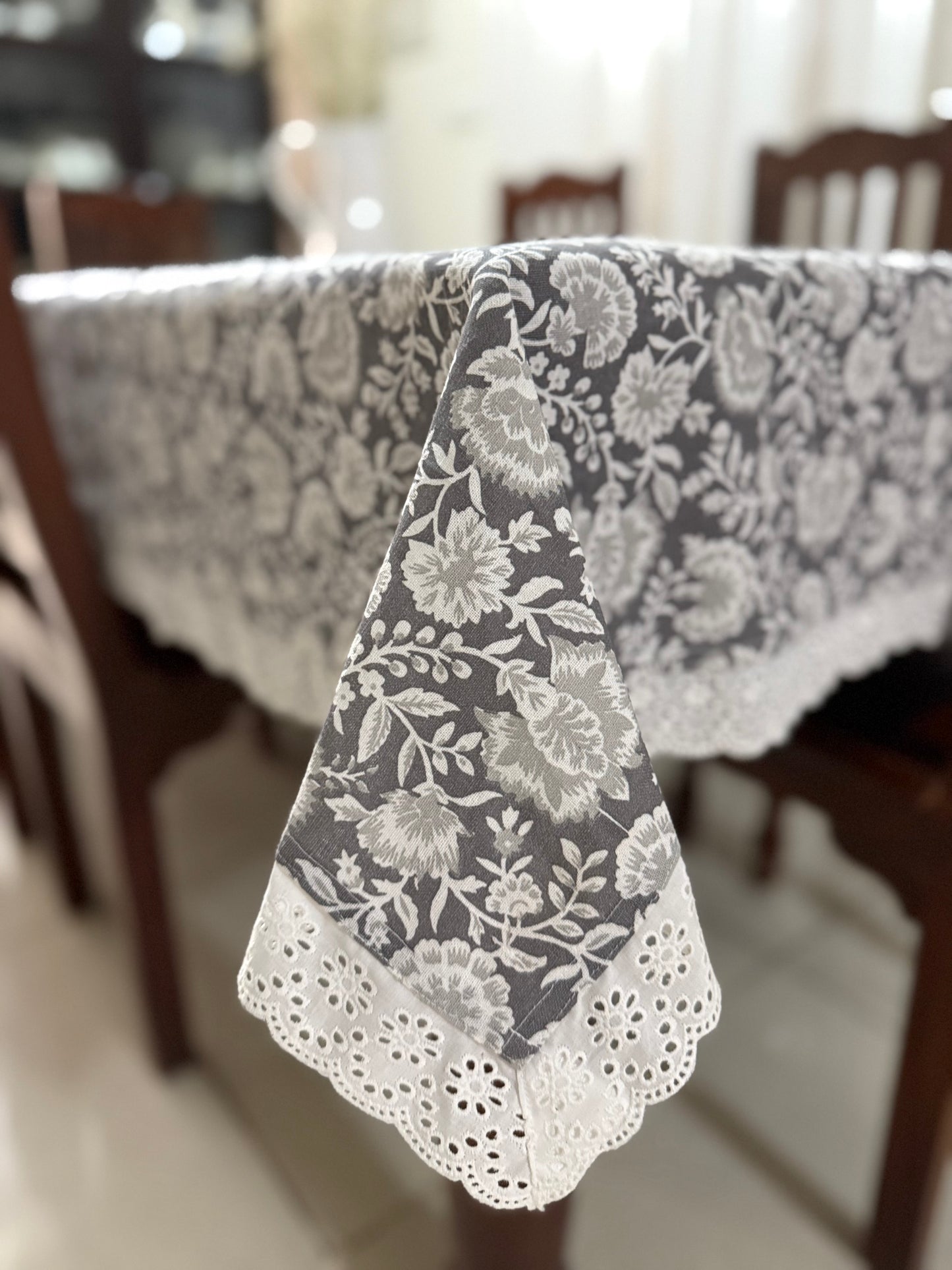 Tablecloth - Ashley