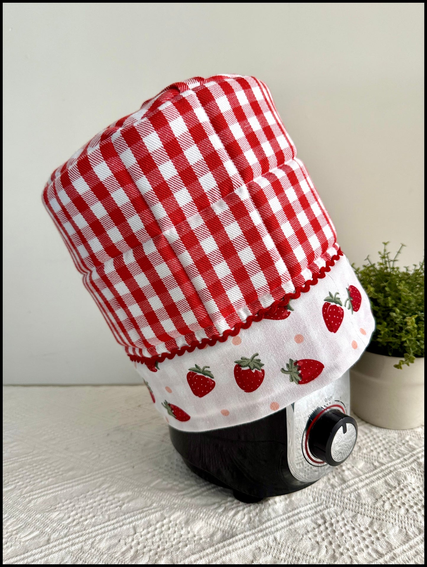 Mixer Grinder Cover - Lil Strawberries