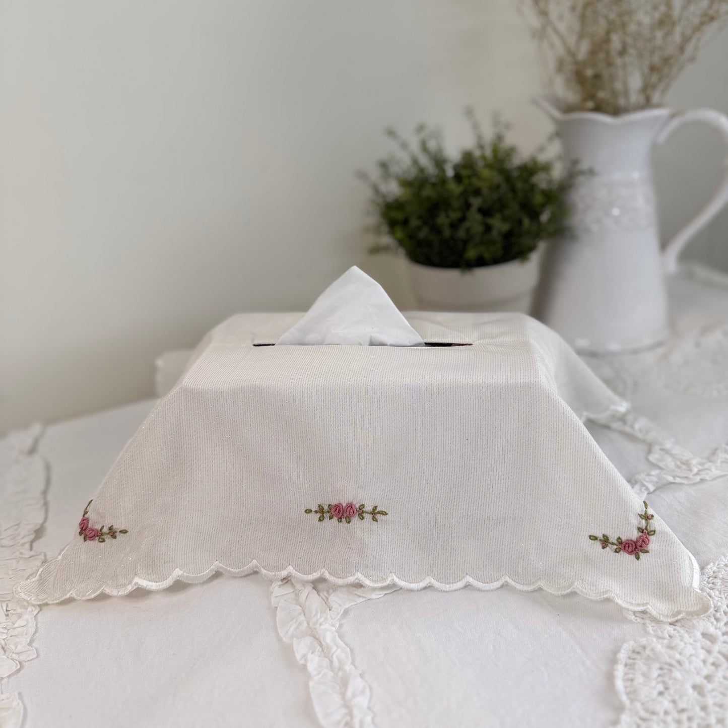 Tissue Box Cover- Pink Roses