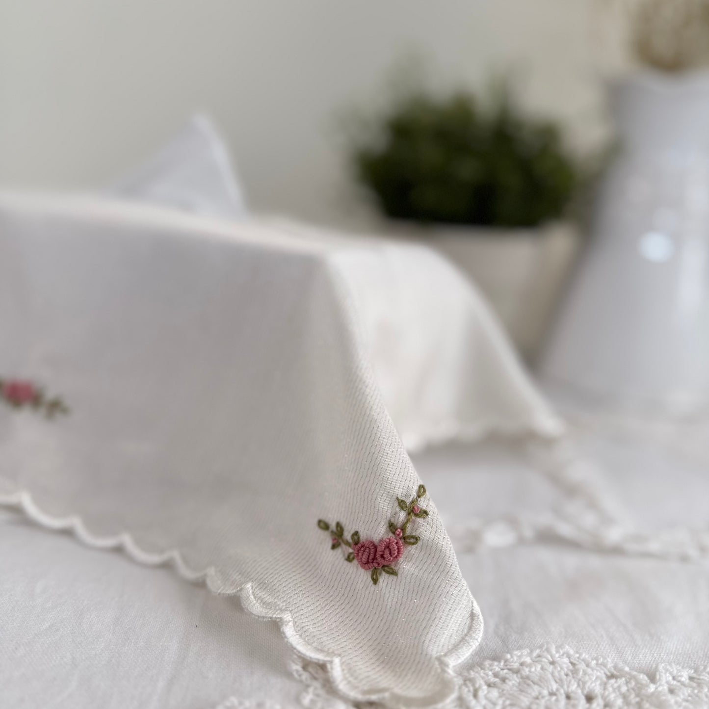 Tissue Box Cover- Pink Roses