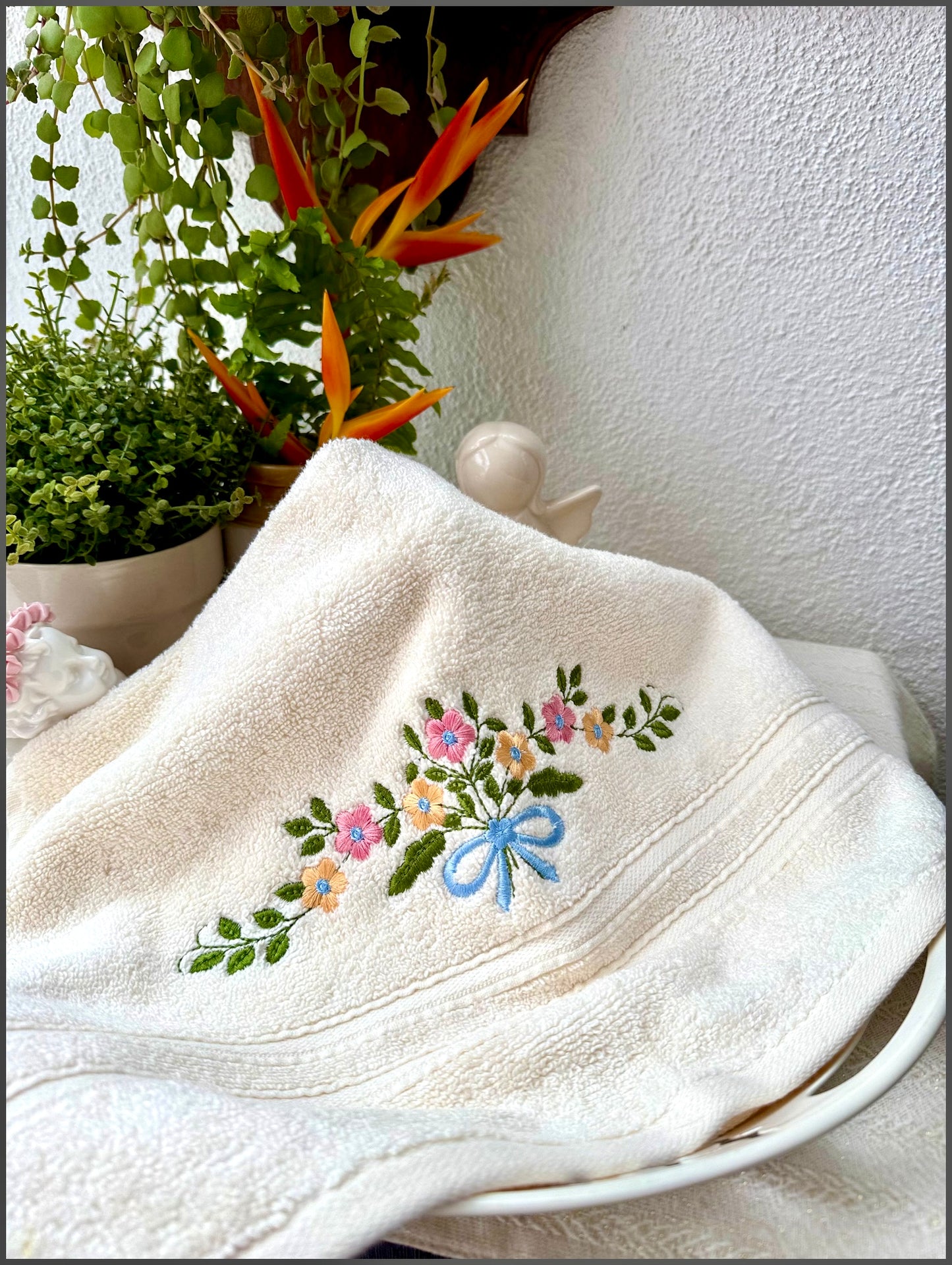 Hand Towel - Bouquet of Flowers