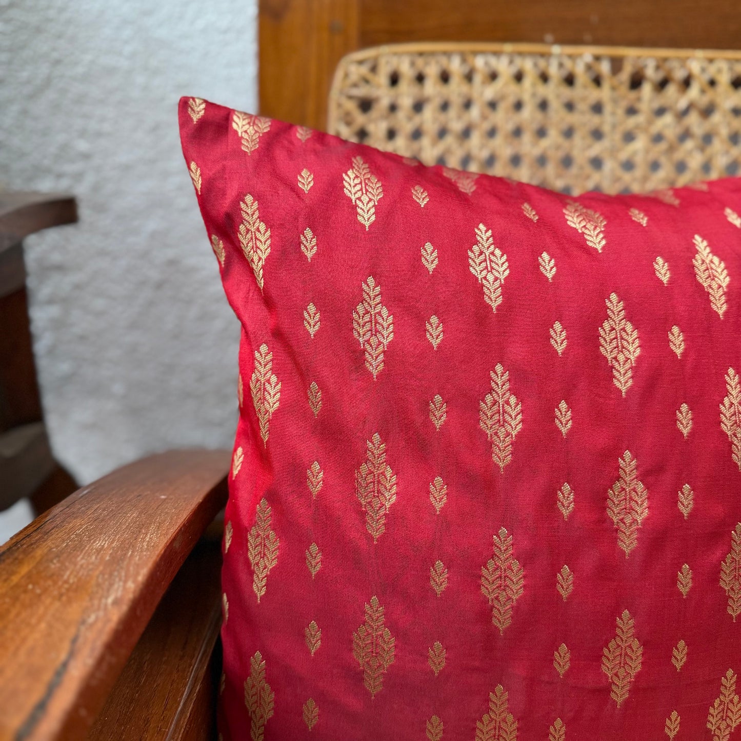Cushion Cover- Chemparathi