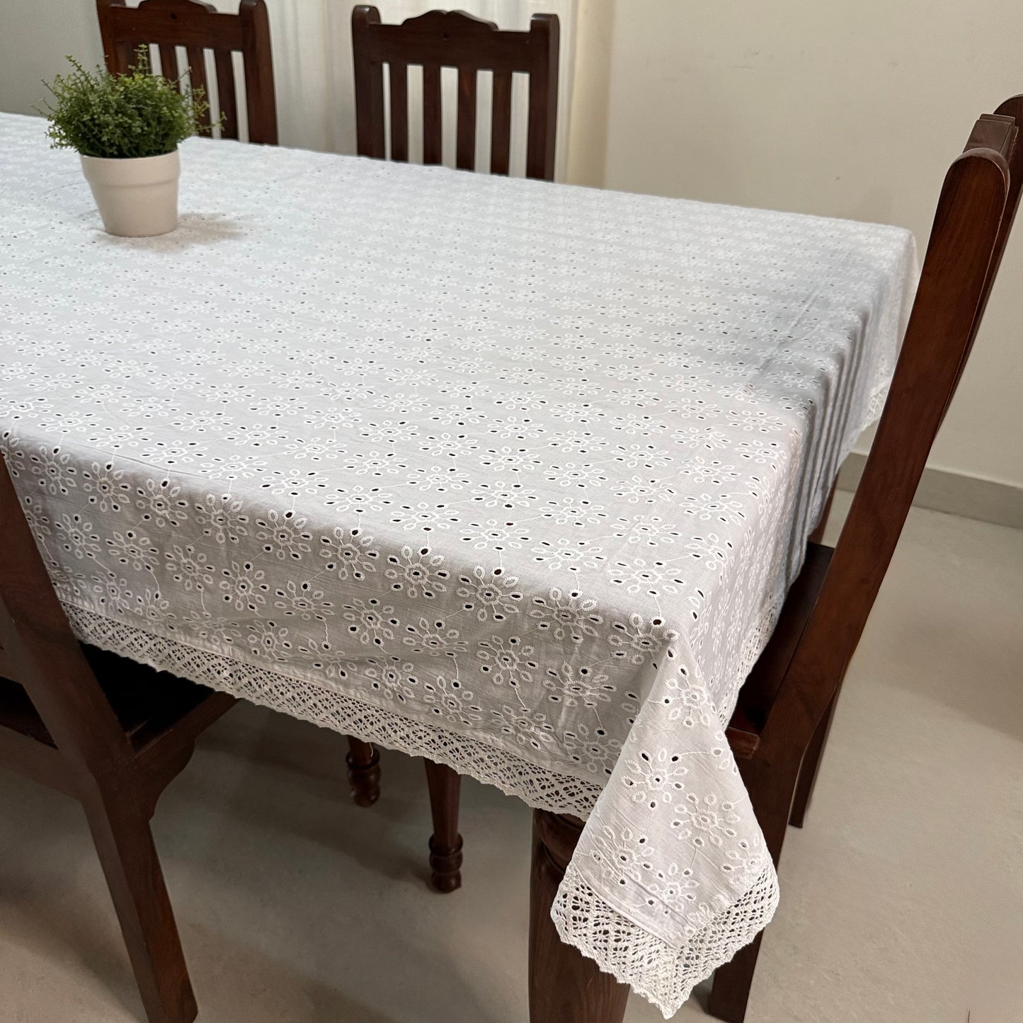 Tablecloth- White Floral Hakoba