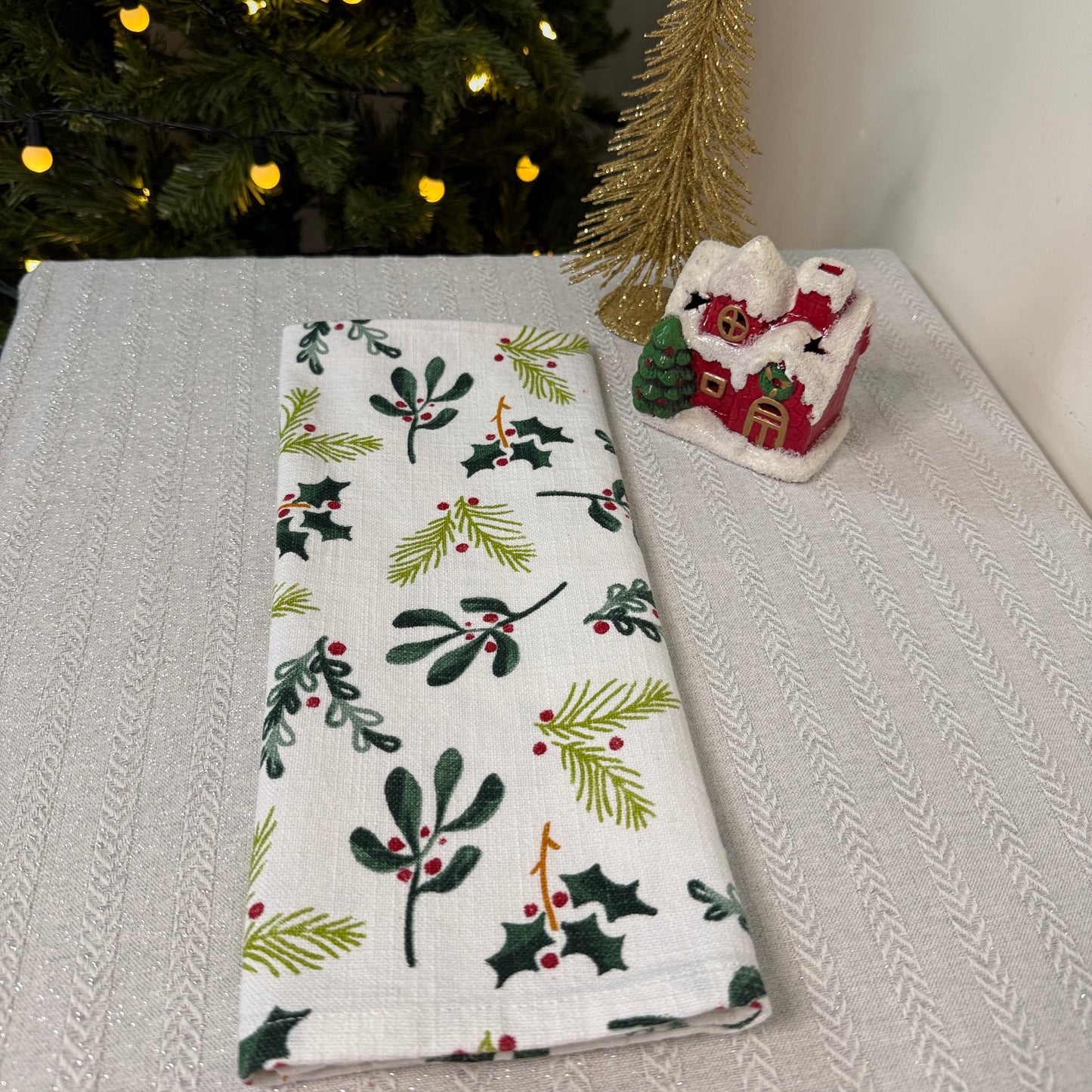Christmas Kitchen Towels- Hollies & Trees