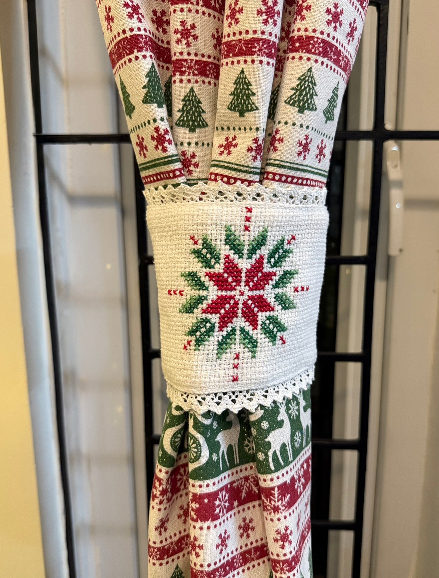 Curtain Tieback - Handmade Snowflakes