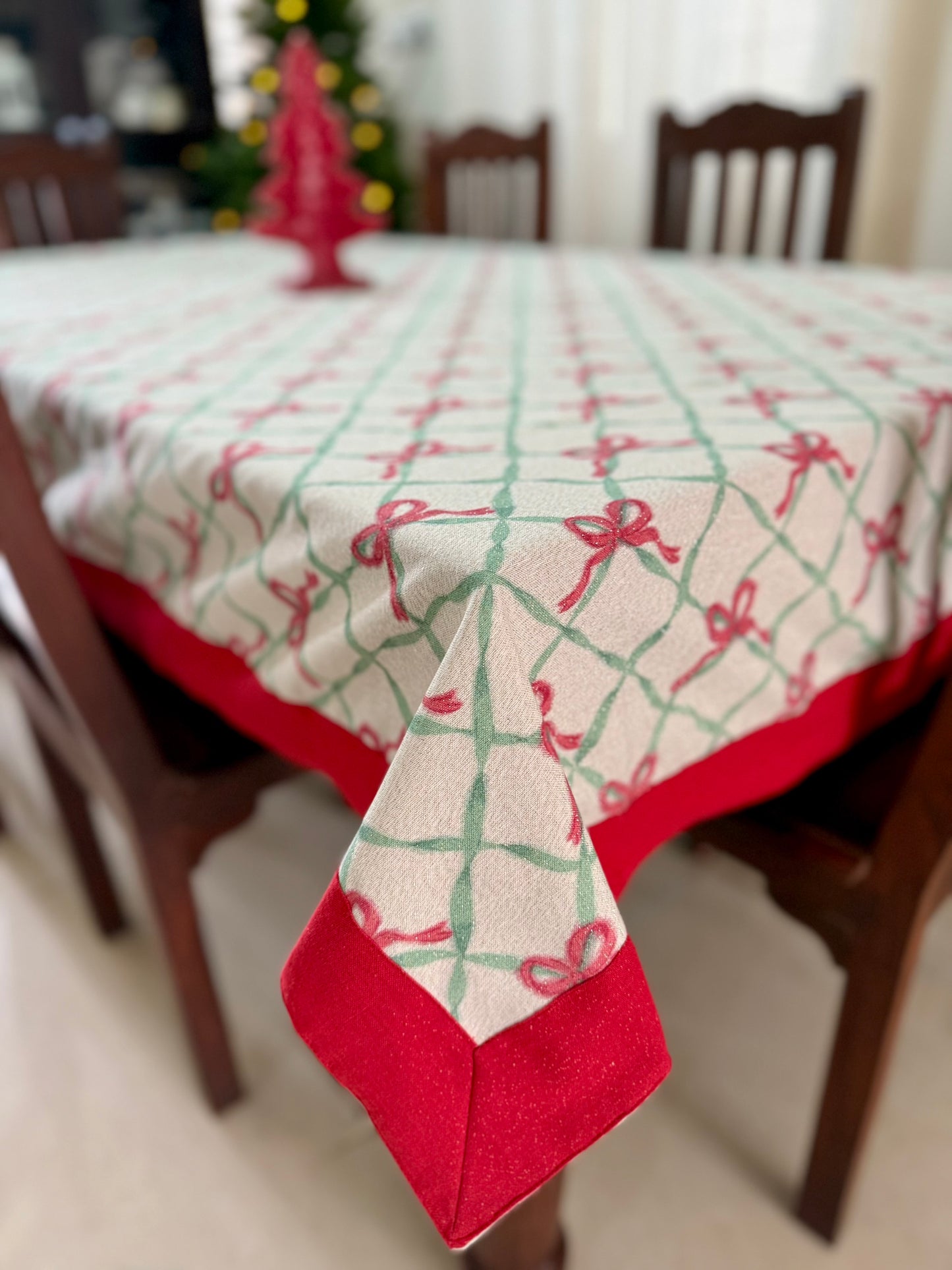 Christmas Tablecloth- Bows and Bows