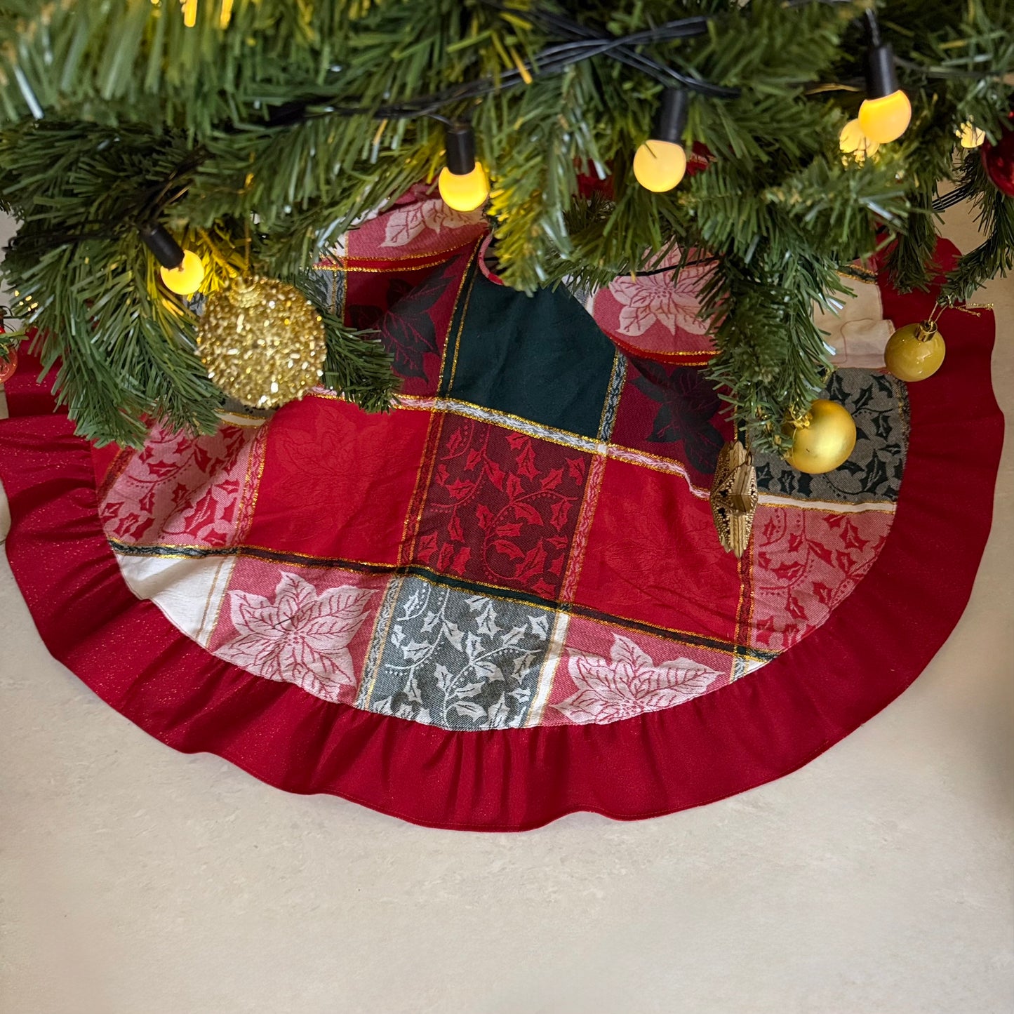 Christmas Tree Skirt - Jacquard & Red Ruffles