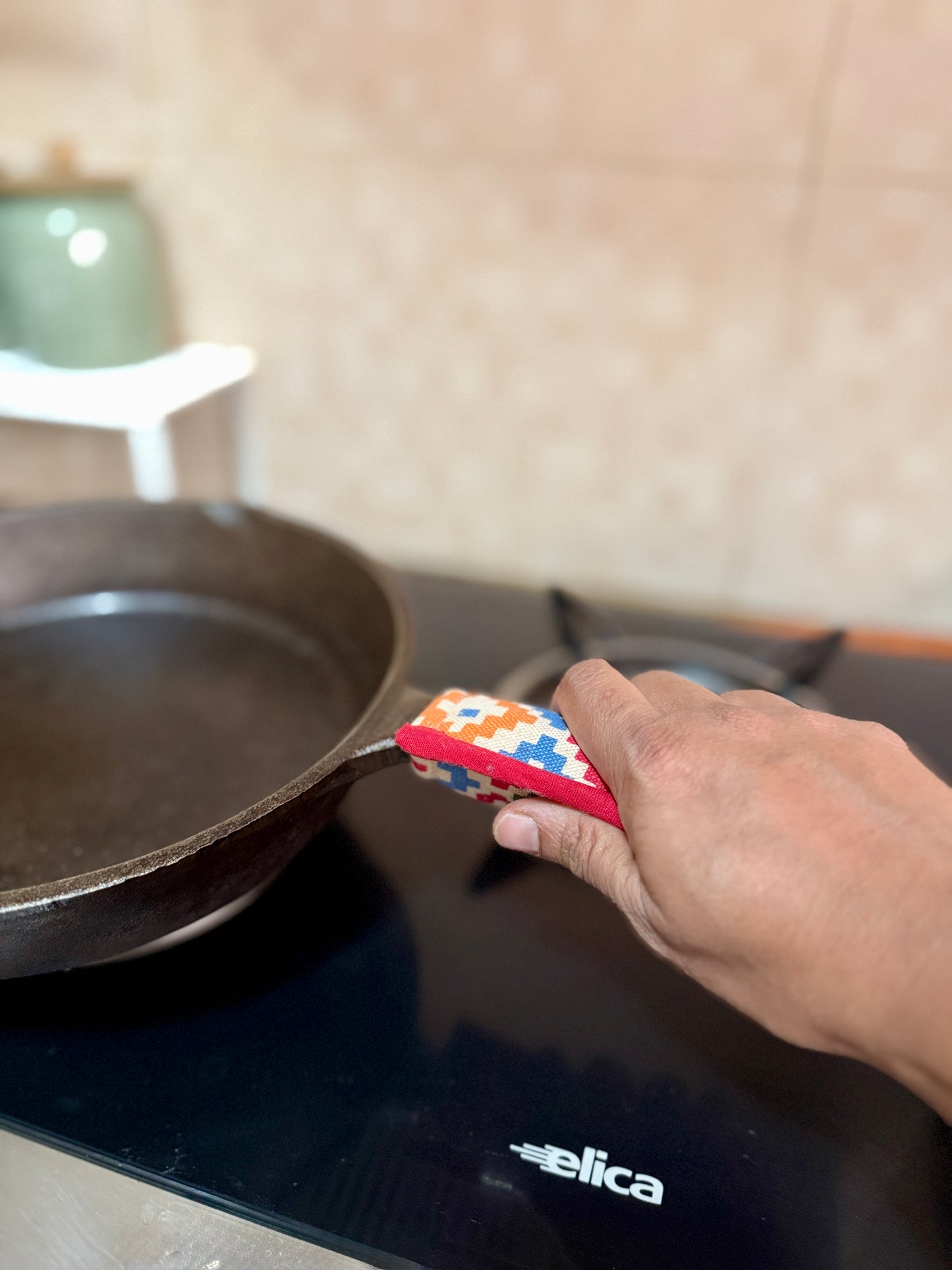 Skillet Handle holder - Holi