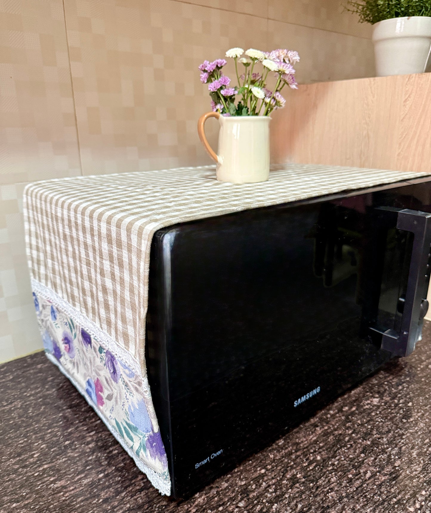Microwave Wave - Beige and Floral