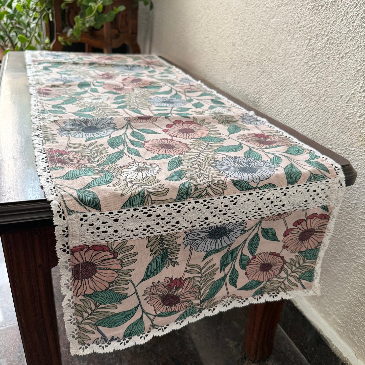 Table Runner - Flora