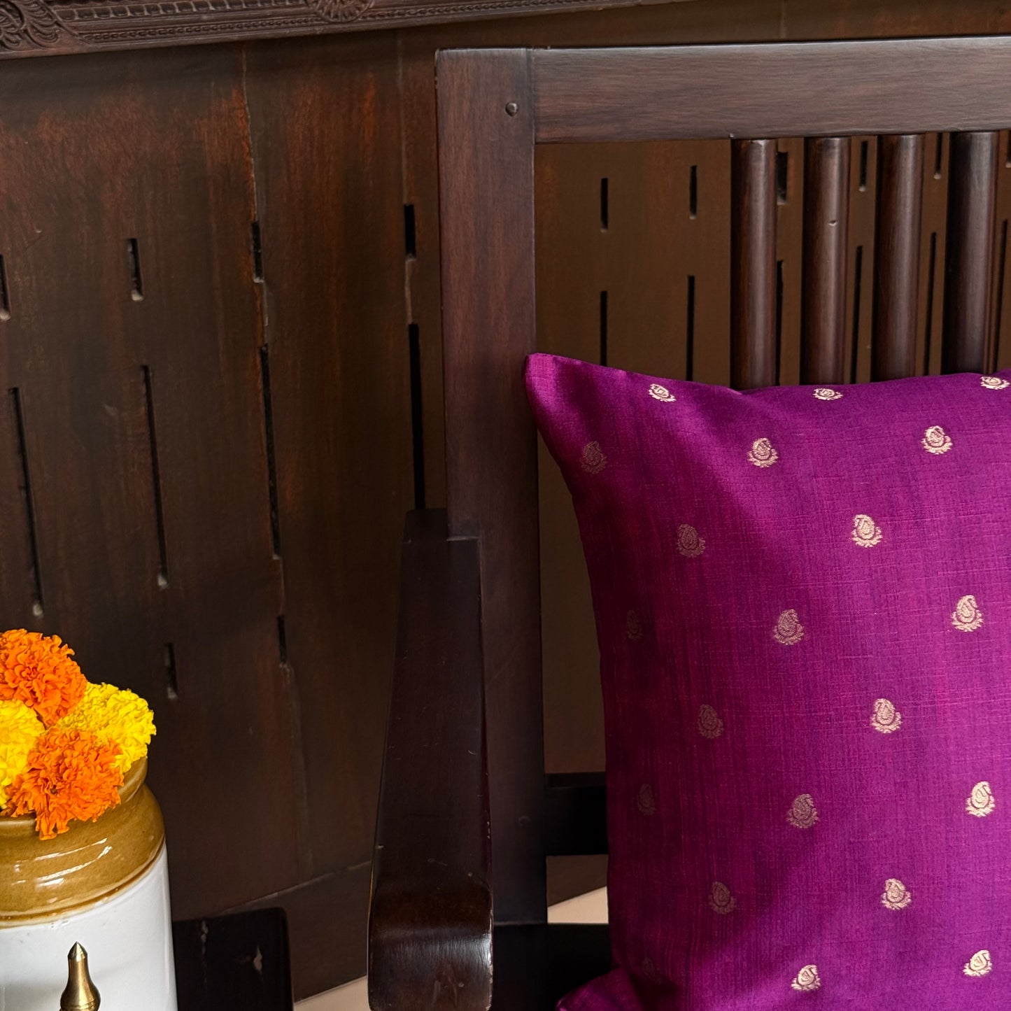 Cushion Cover - Vaadamalli
