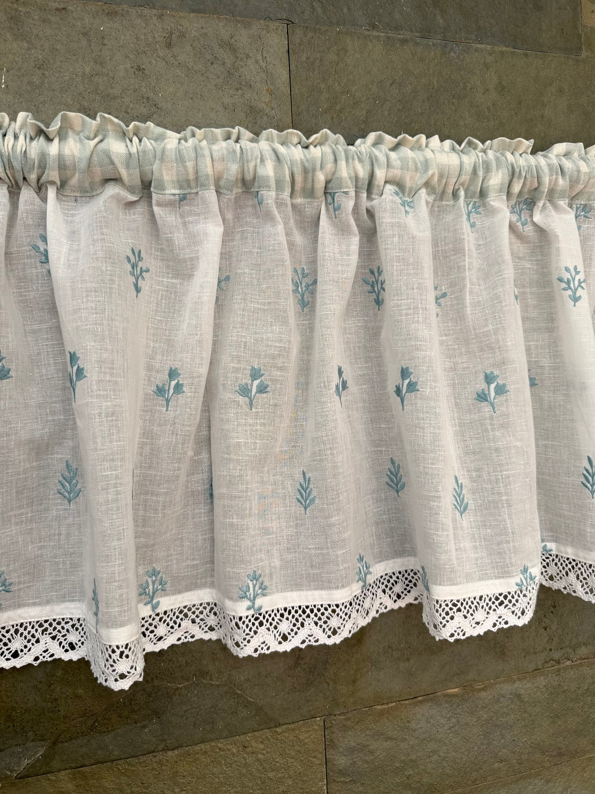 Kitchen Valance - Tiny blue flowers