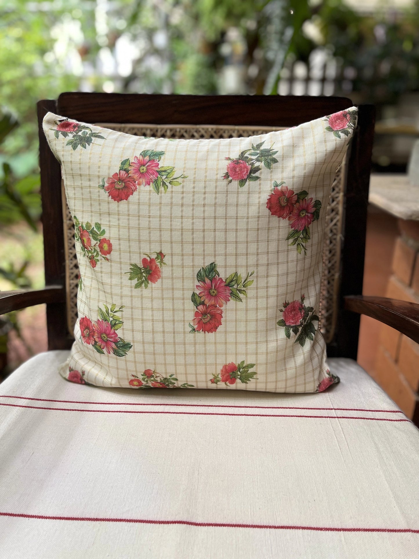 Cushion Cover - Pookkal