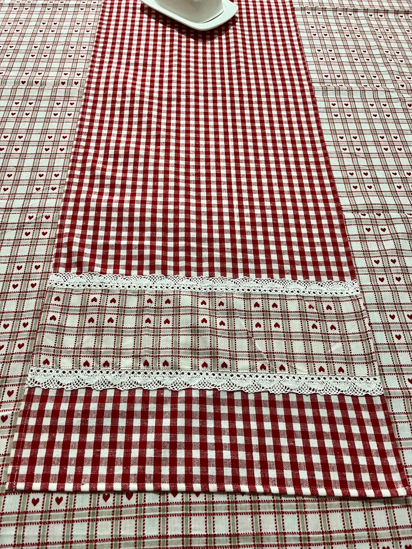 Tablecloth- The Titan