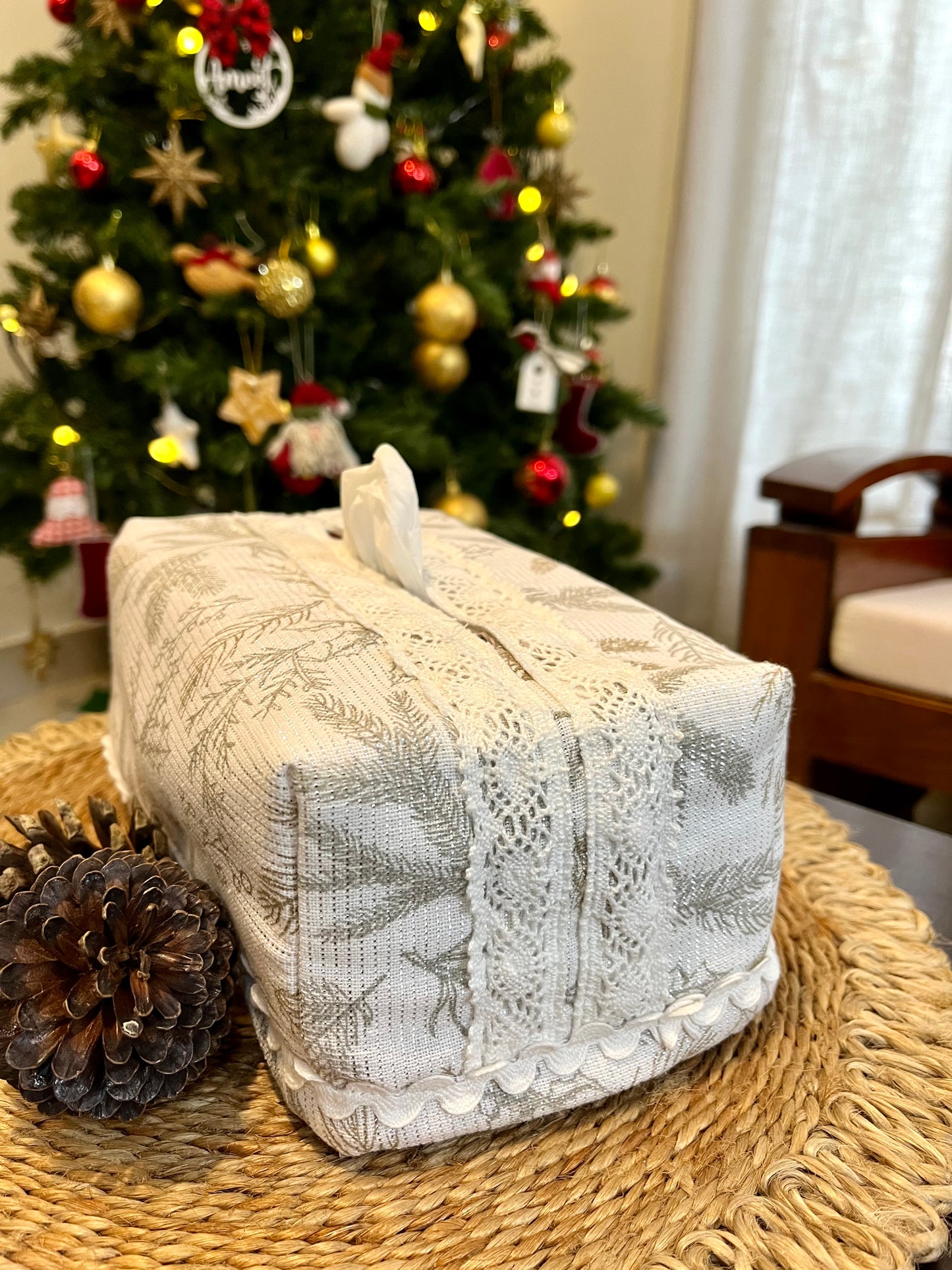 Tissue Box Cover- White Ferns