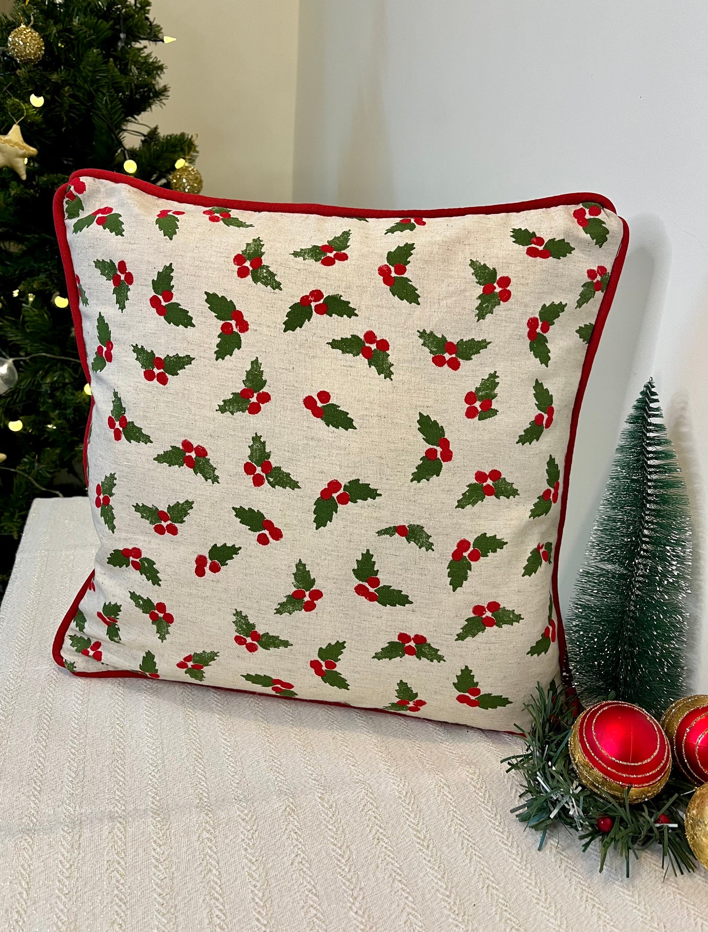 Christmas Cushion Cover -  Lil Hollies