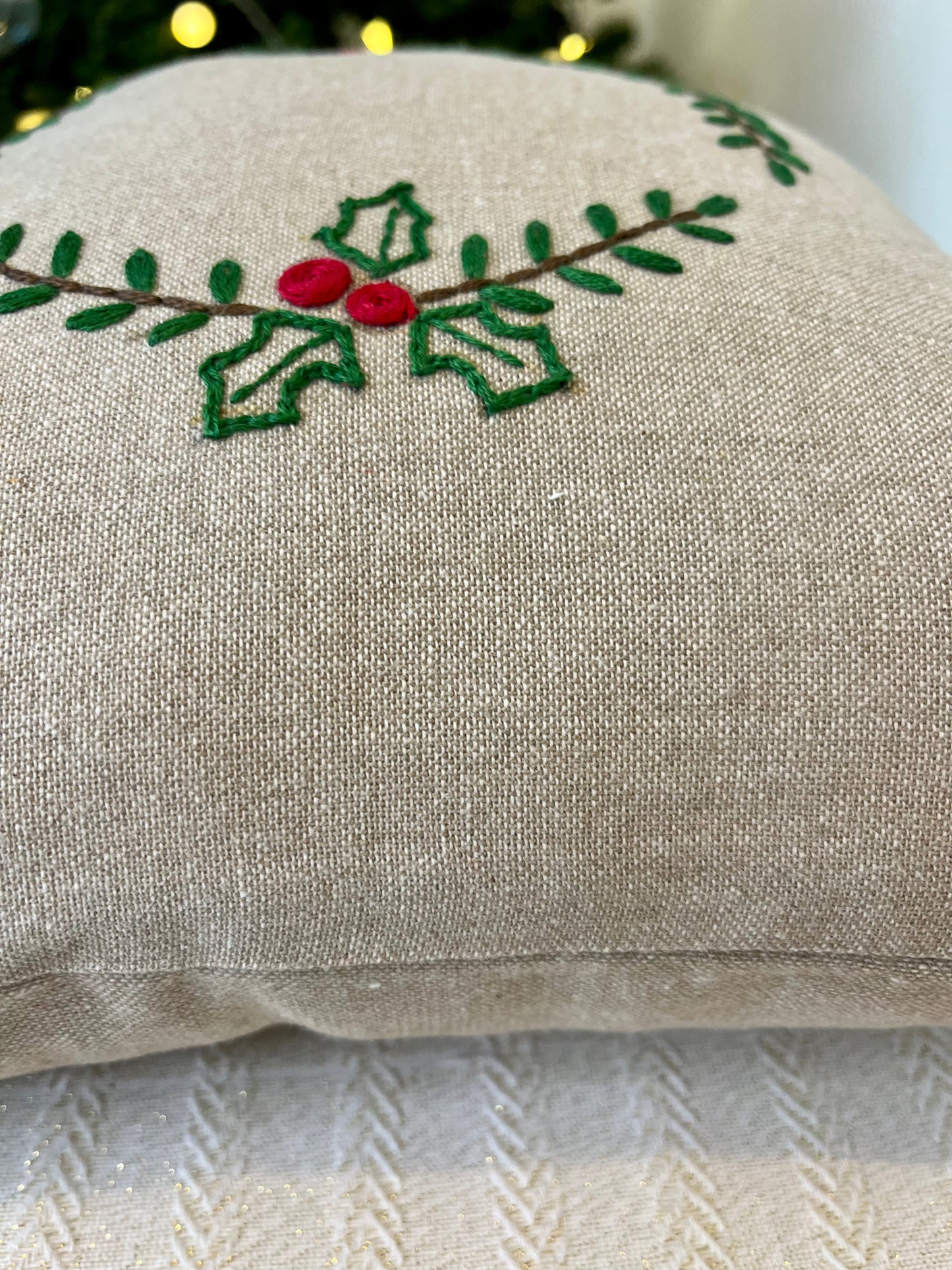 Christmas Cushion Cover - Lil wreath of Holly