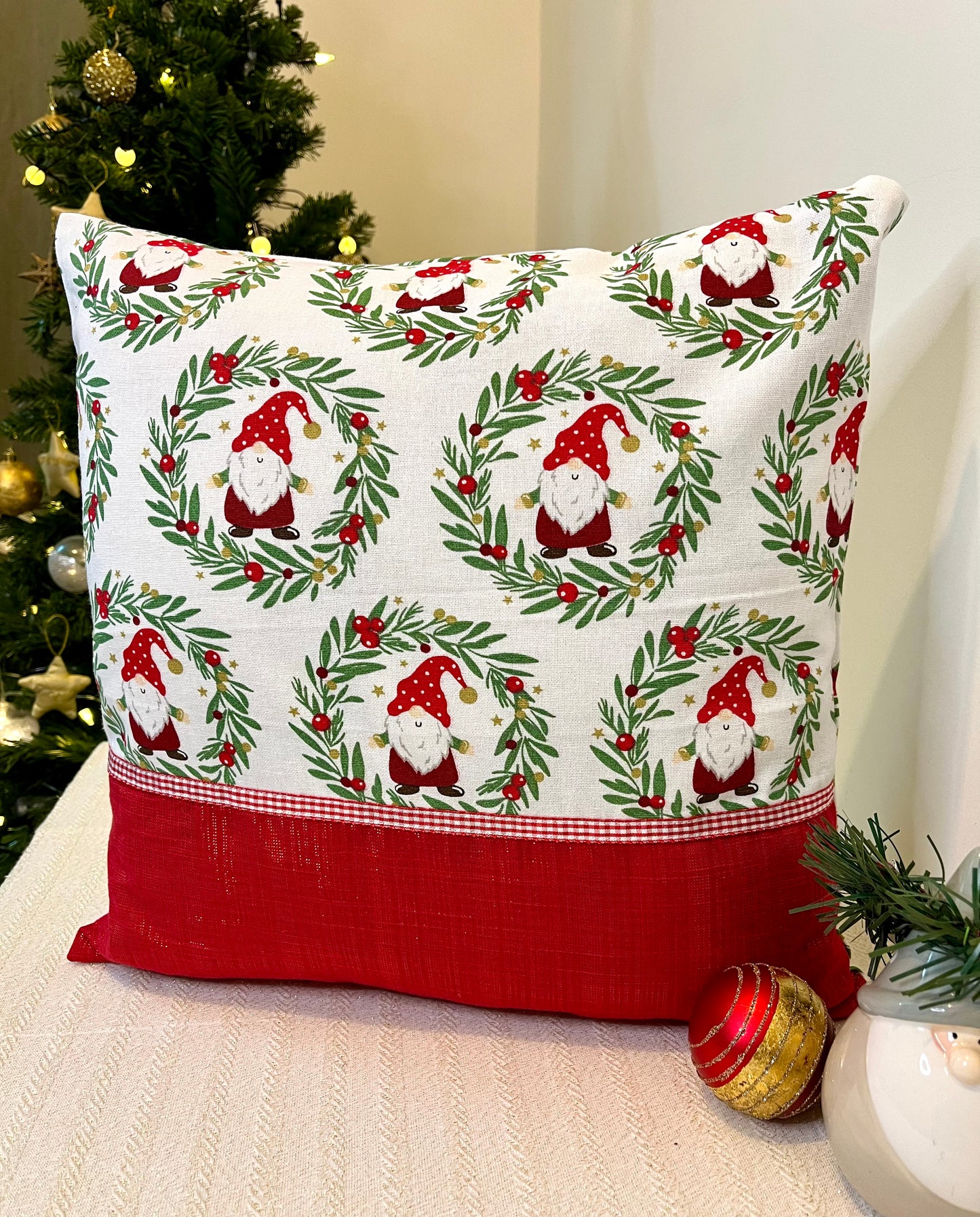 Christmas Cushion Cover - Gnomes & Holly