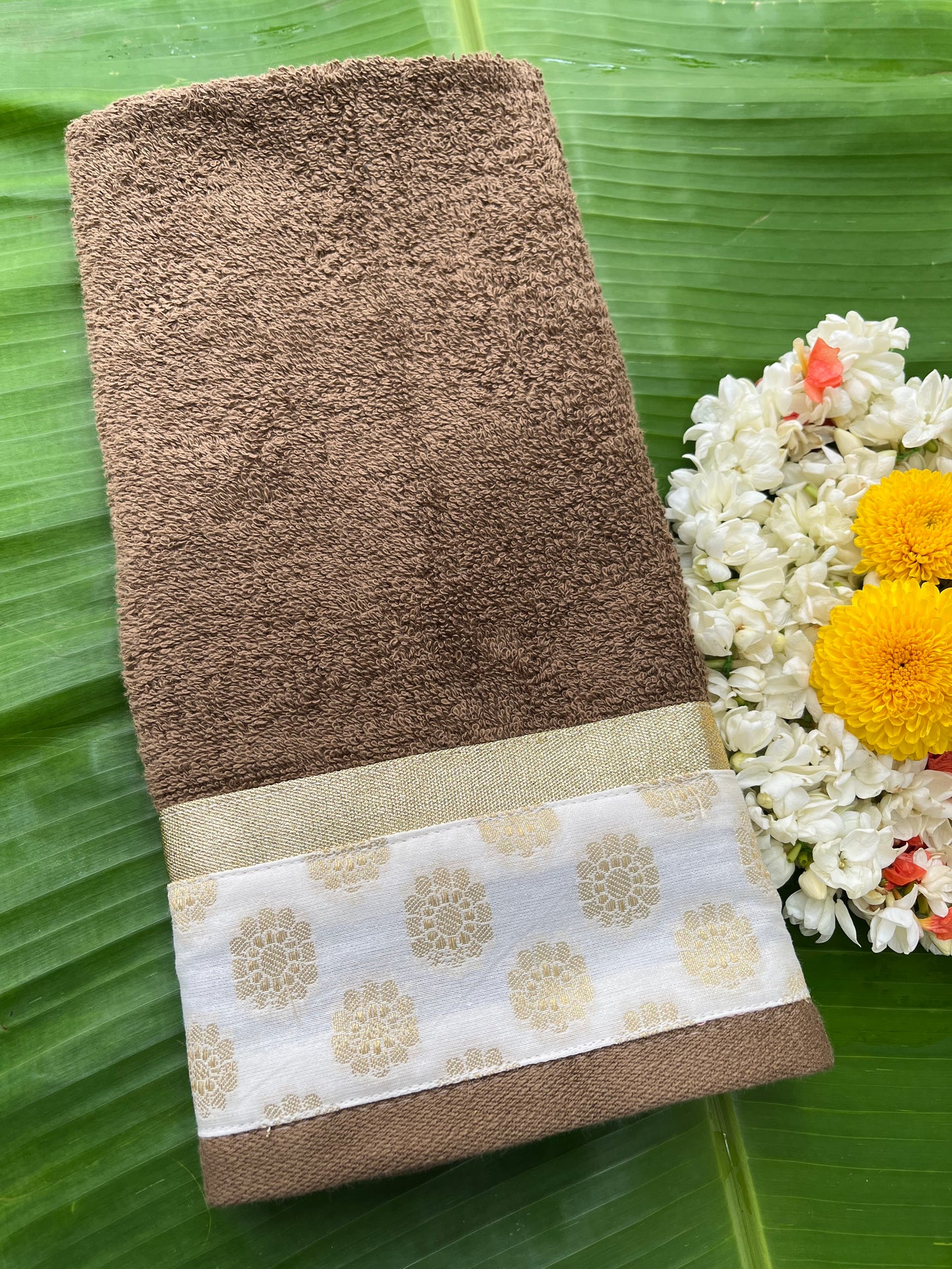 Hand Towel - Kasavu Pookal