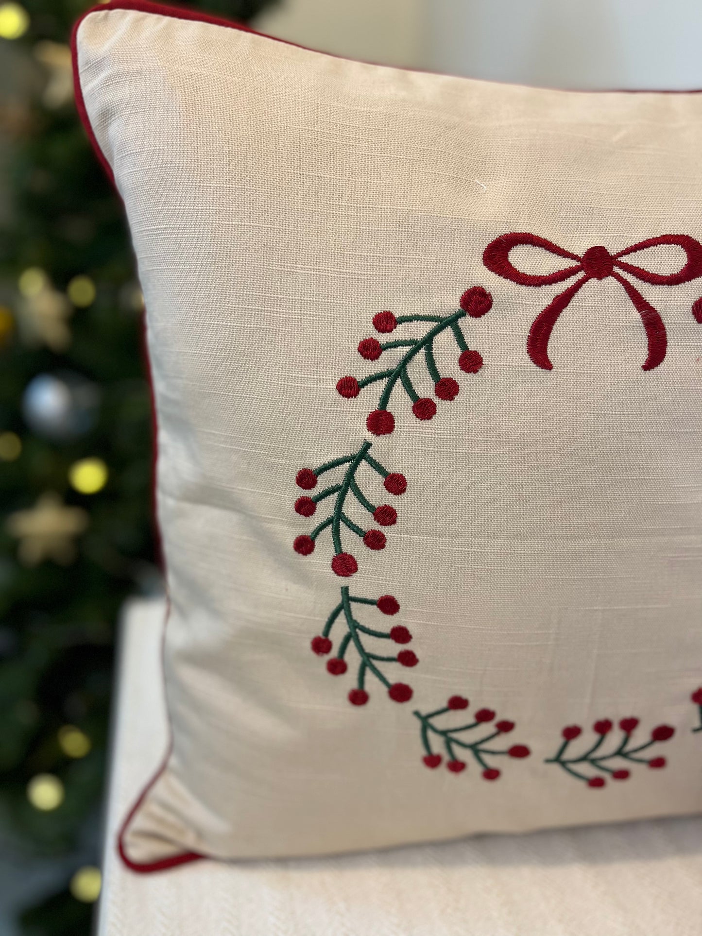 Christmas Cushion -  Wreath on Beige