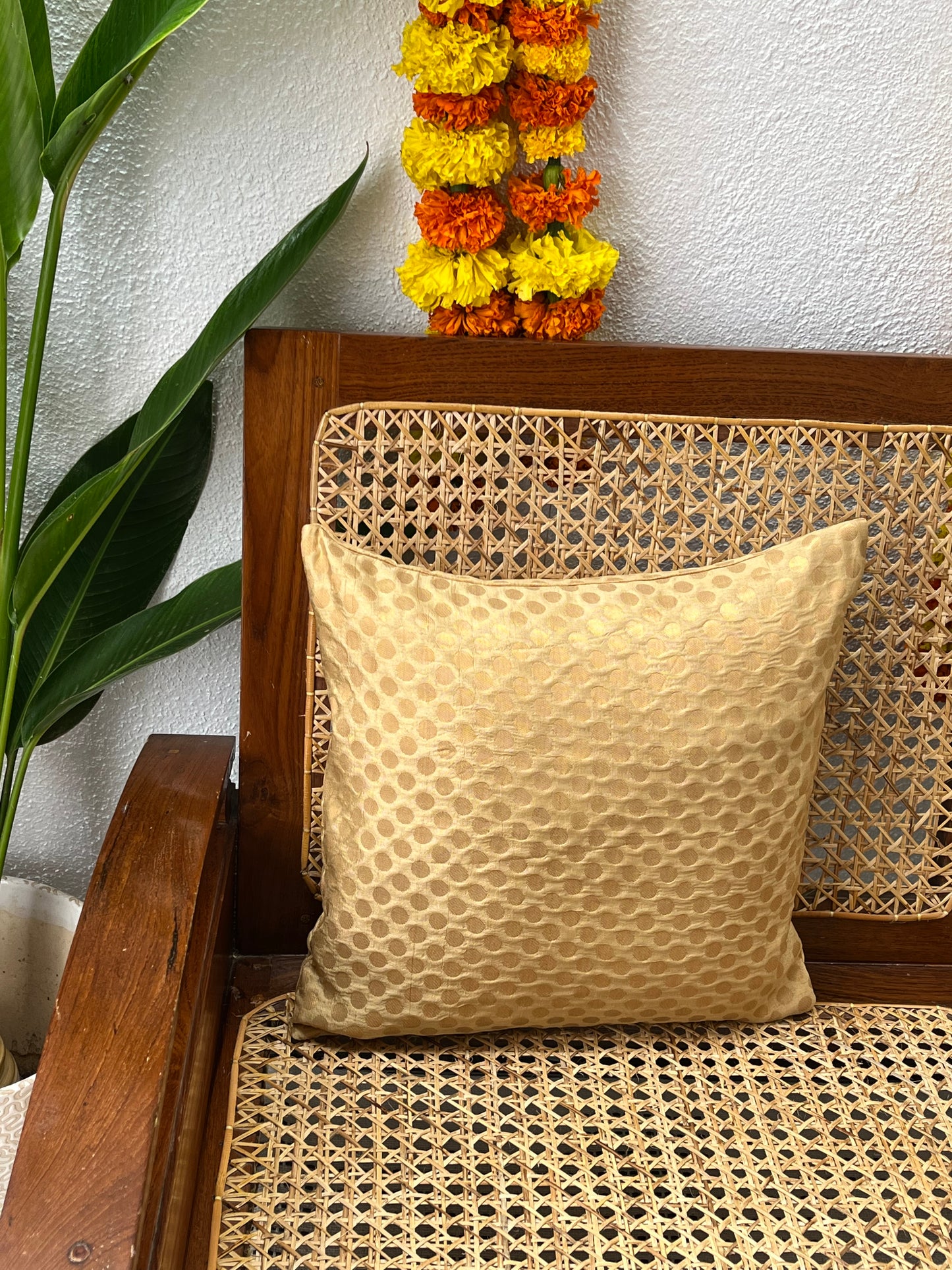 Cushion Cover - Swarnamayam