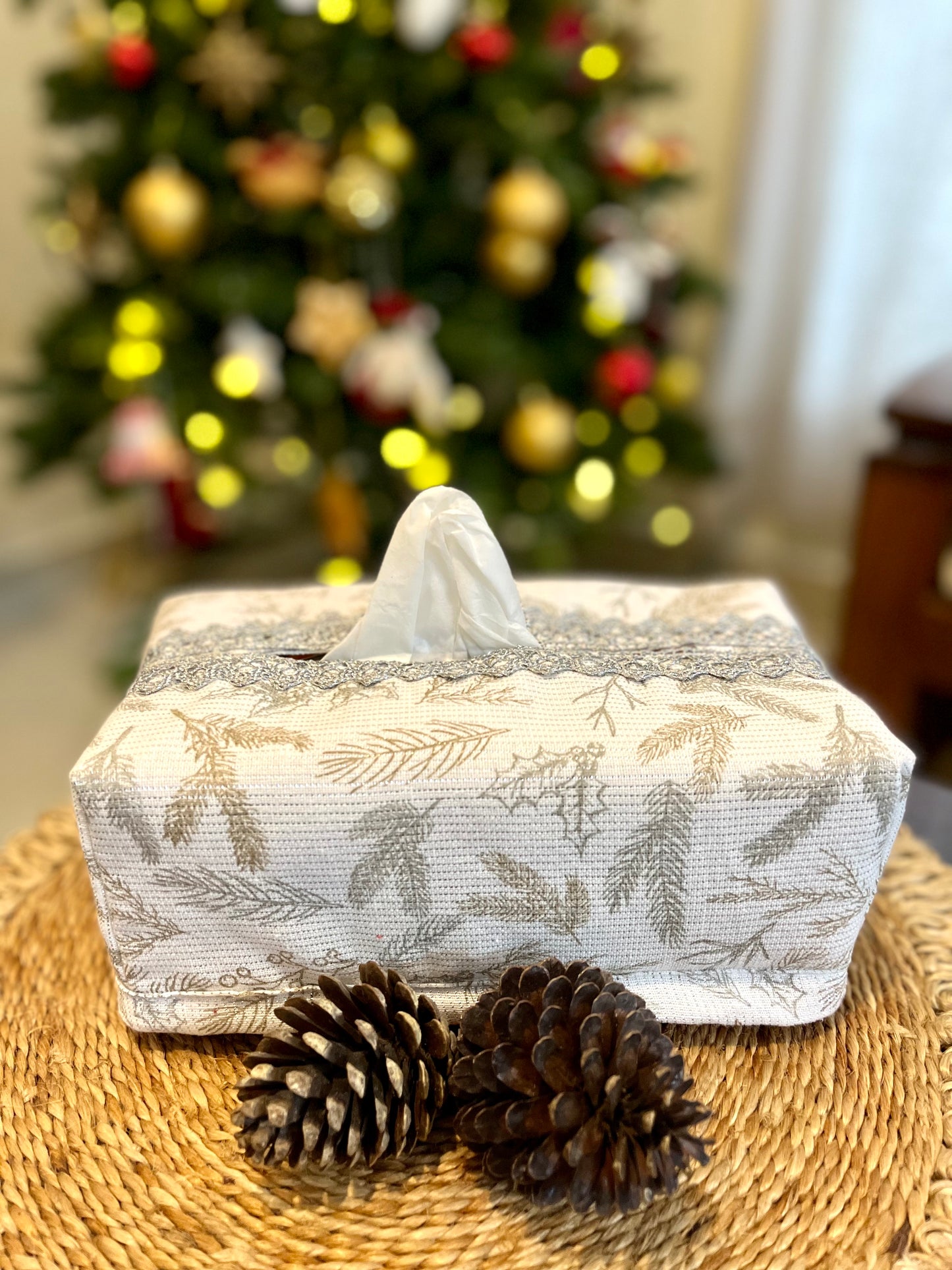 Tissue Box Cover- Silver ferns