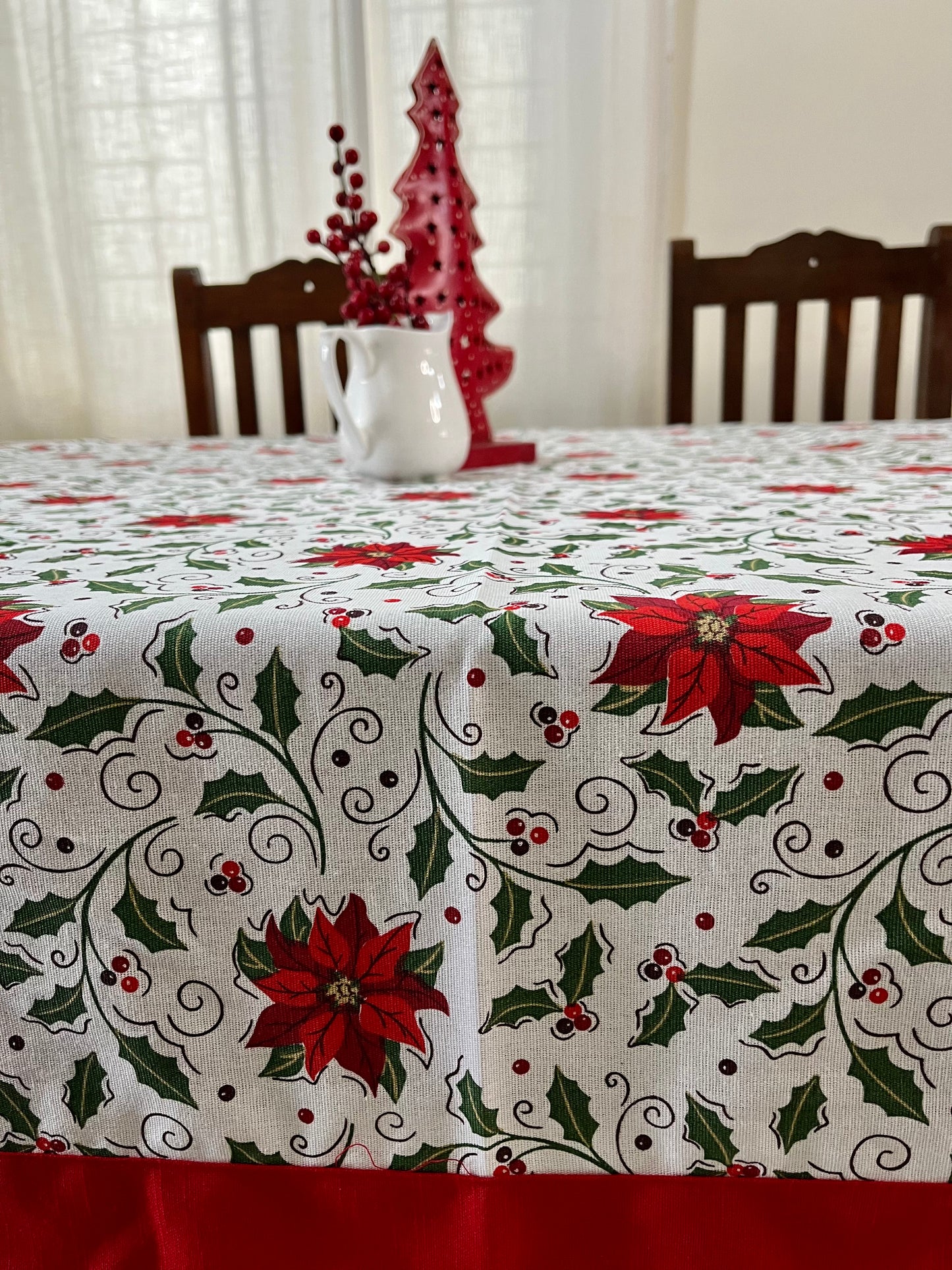 Christmas Tablecloth- Poised in Poinsettias