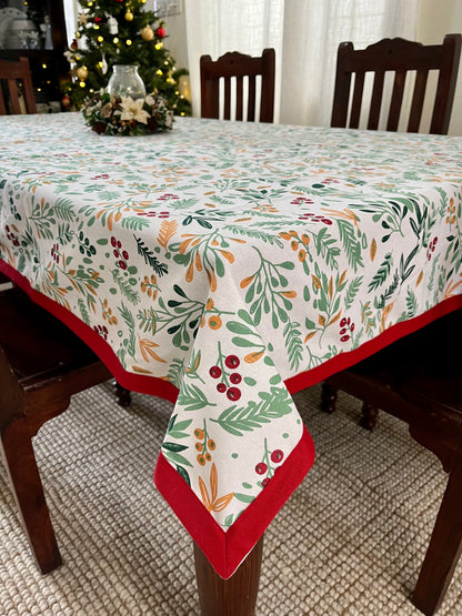 Christmas Tablecloth- Berry Foliage