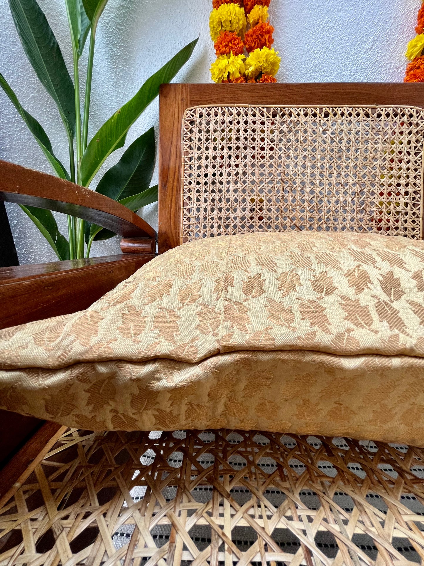 Cushion Cover - Swarnamayam