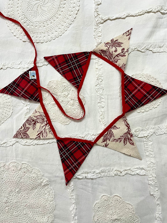 Christmas Bunting - Tartan & Poinsettias