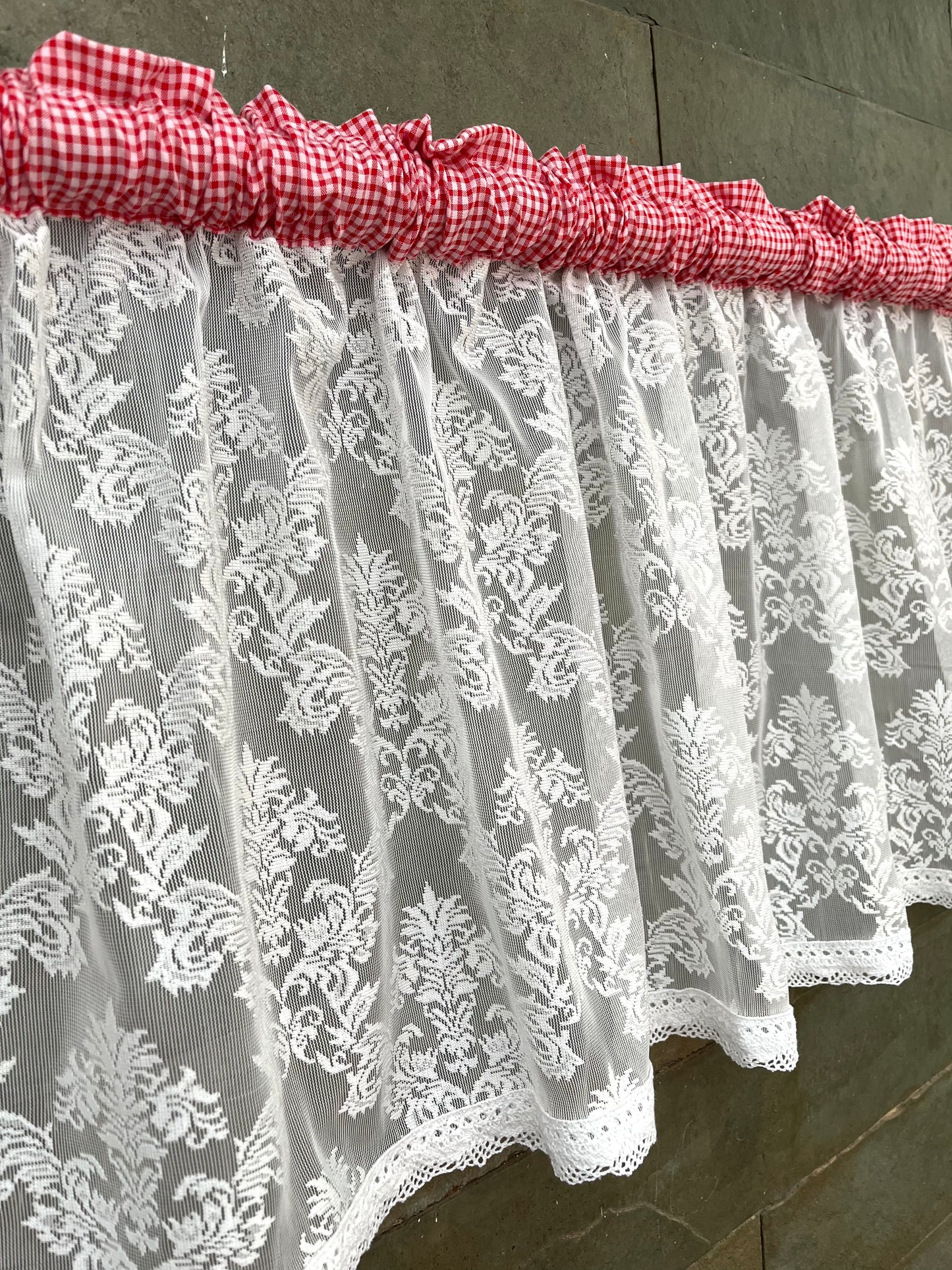 Kitchen Valance- Lace n Net (Red Gingham)