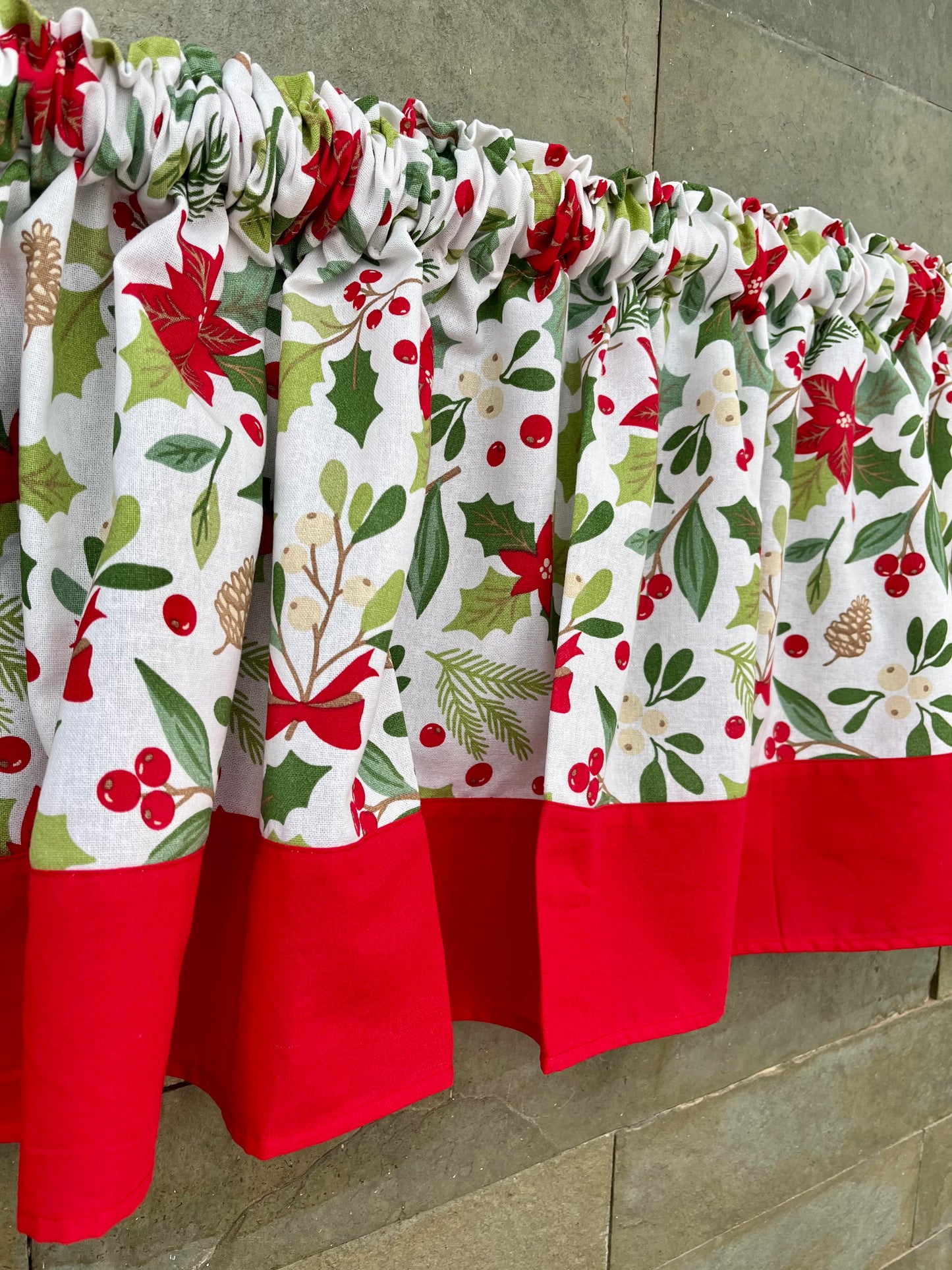 Christmas Kitchen Valance -  Poinsettias