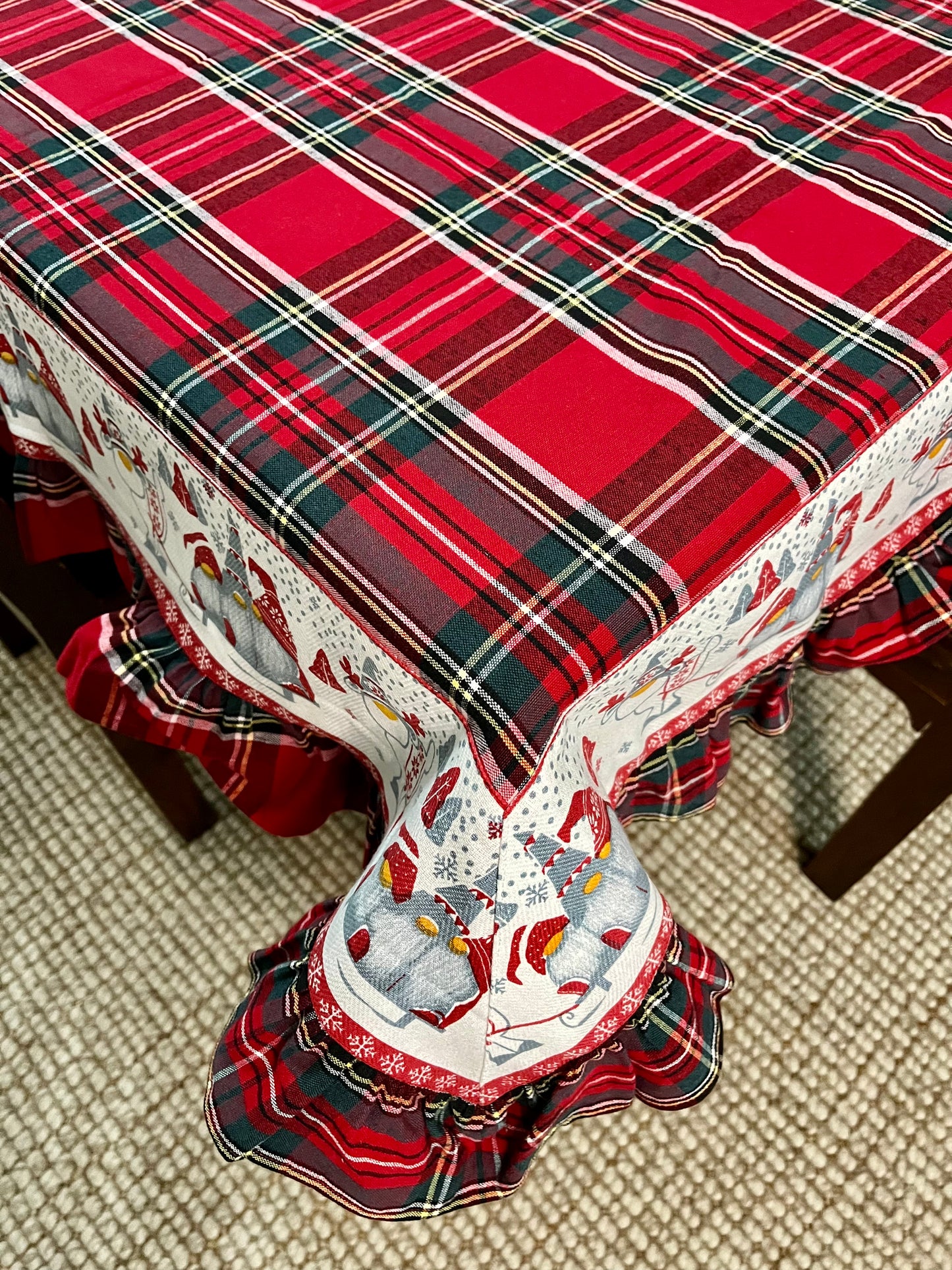 Christmas Tablecloth - Gnomes Village