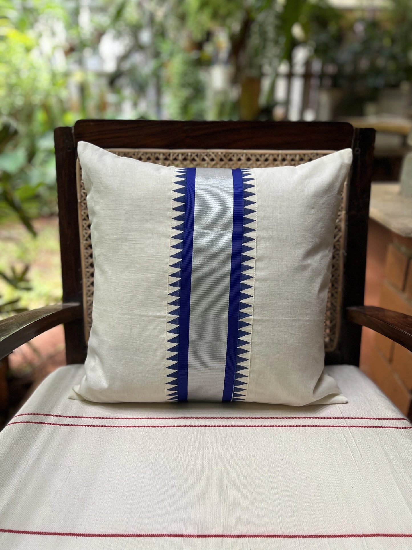 Cushion Cover- Neela Kara