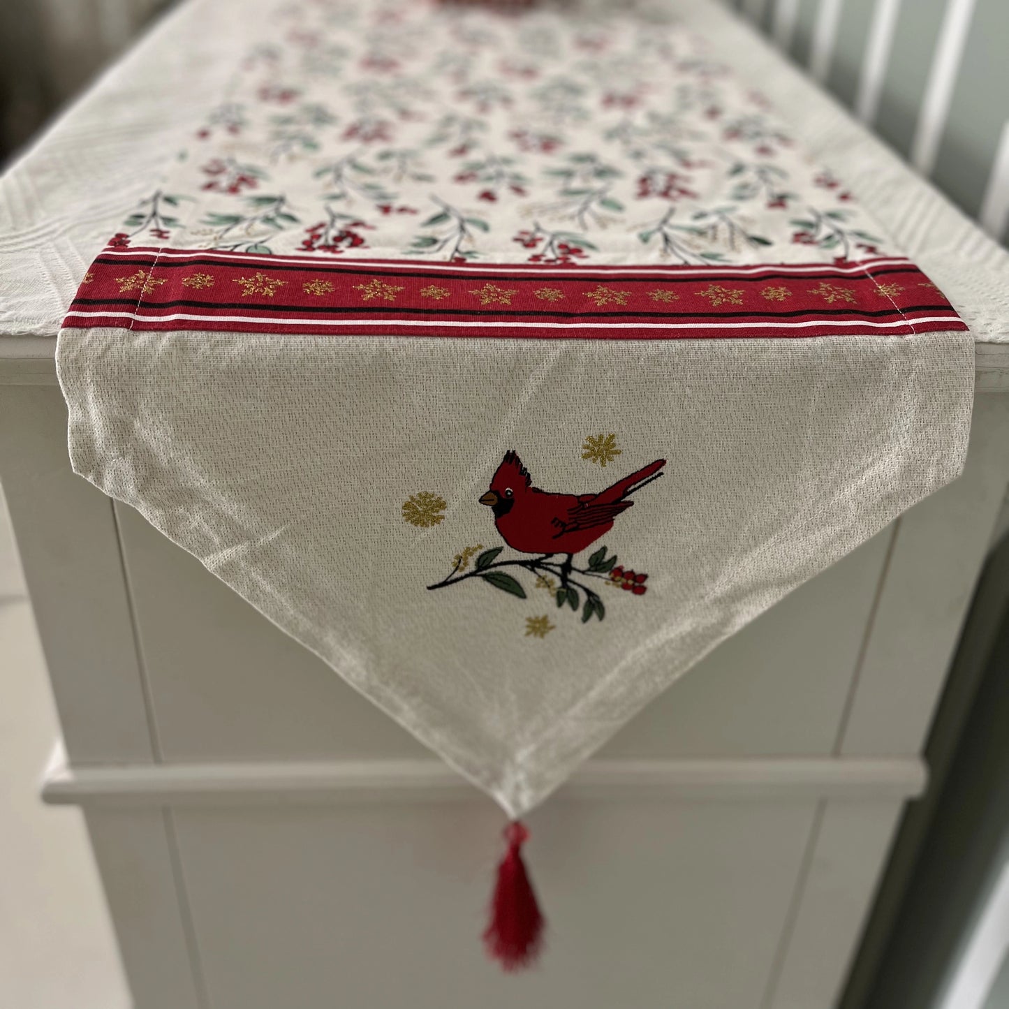 Christmas Runner - Christmas Cardinal