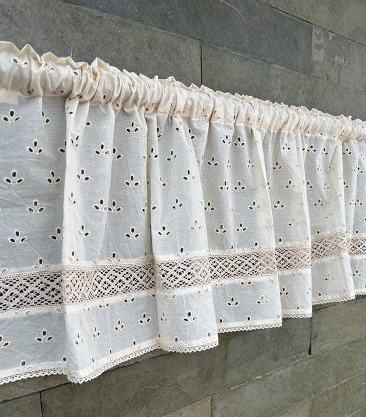 Kitchen Valance - Grace