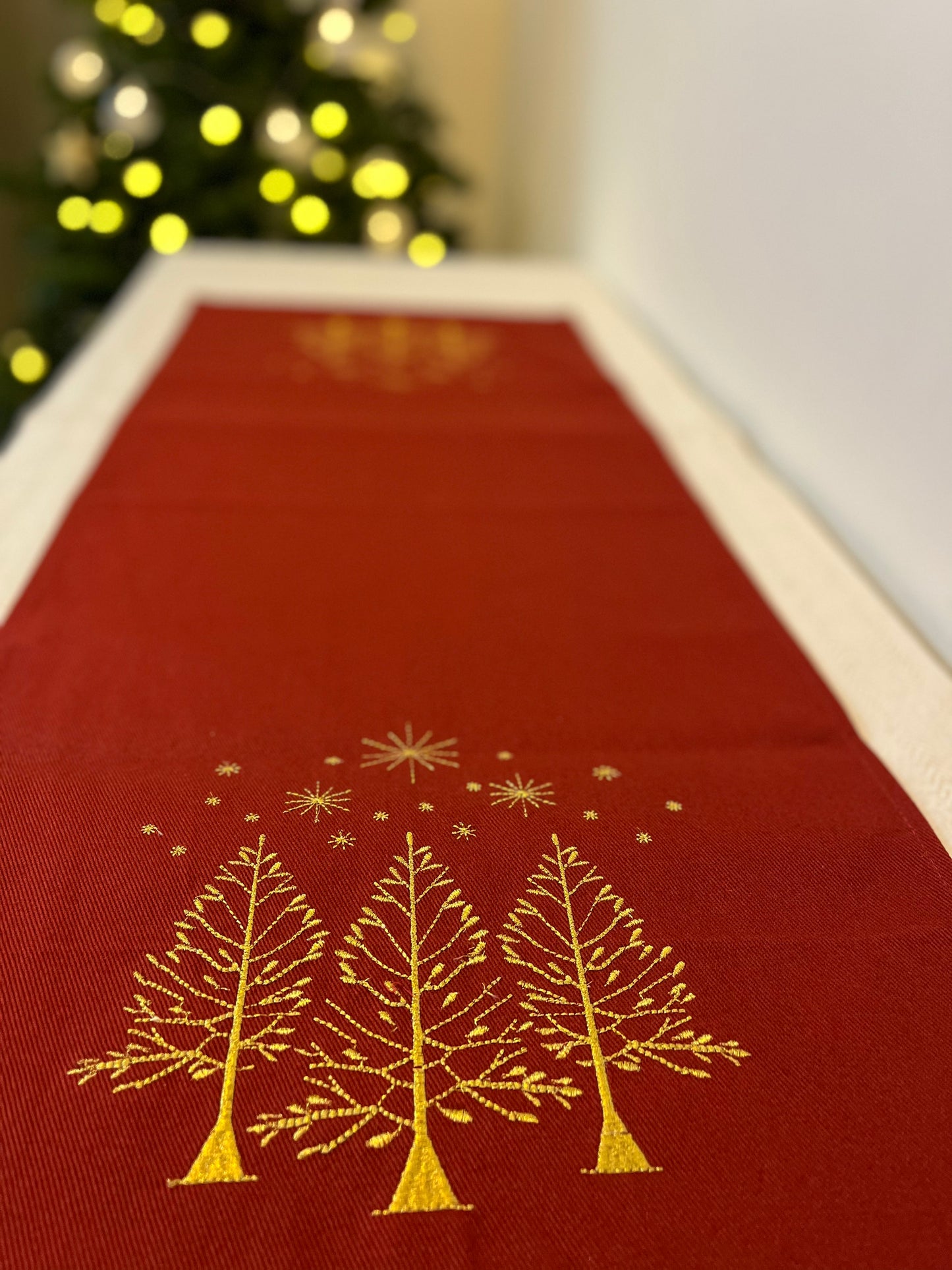 Christmas Runner - Gold Trees & Stars