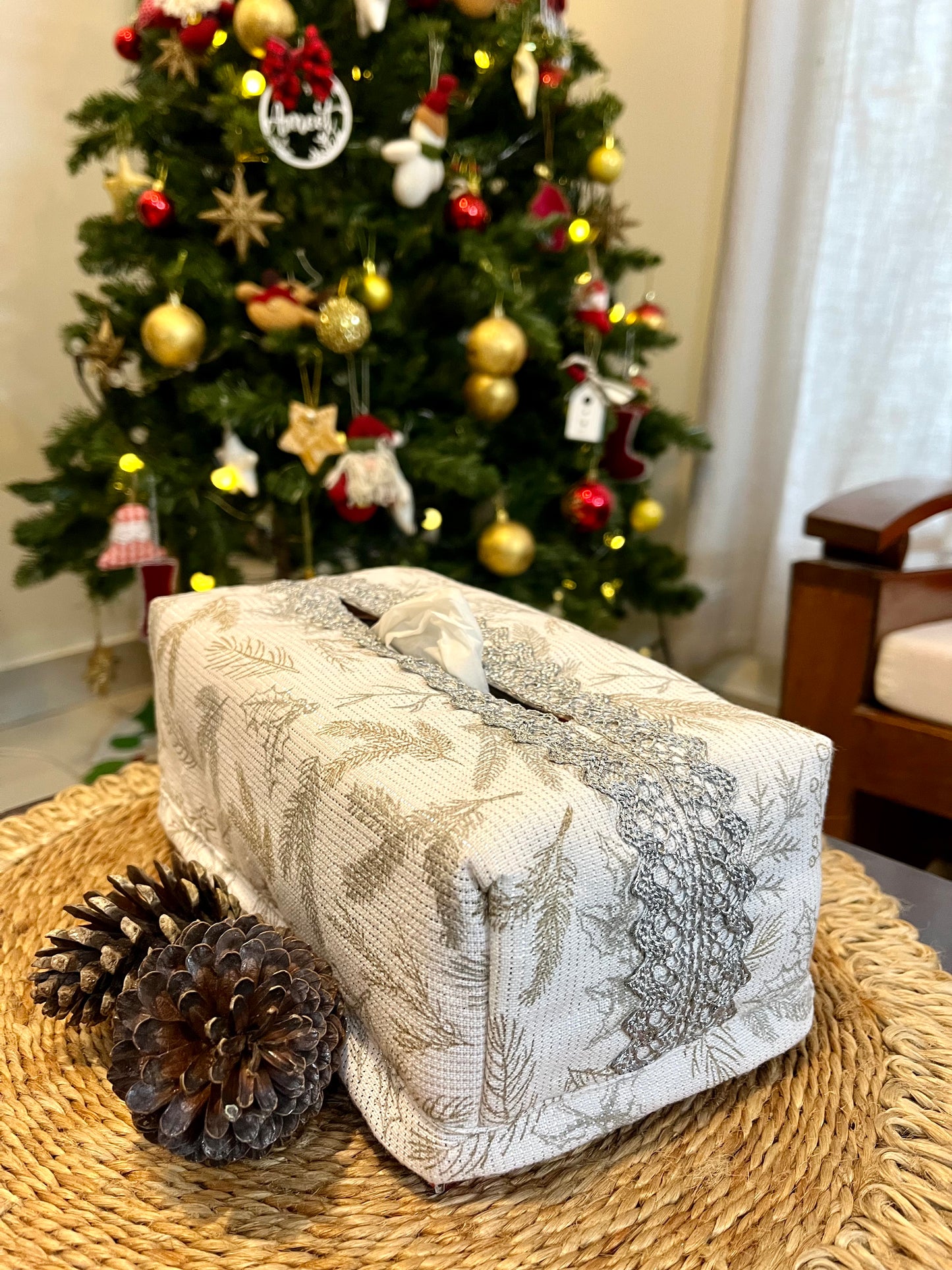 Tissue Box Cover- Silver ferns