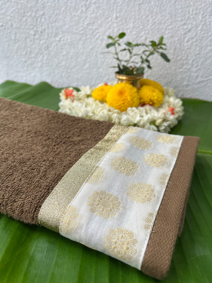 Hand Towel - Kasavu Pookal