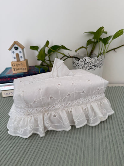 Tissue Box Cover- Ruffles and Hakoba