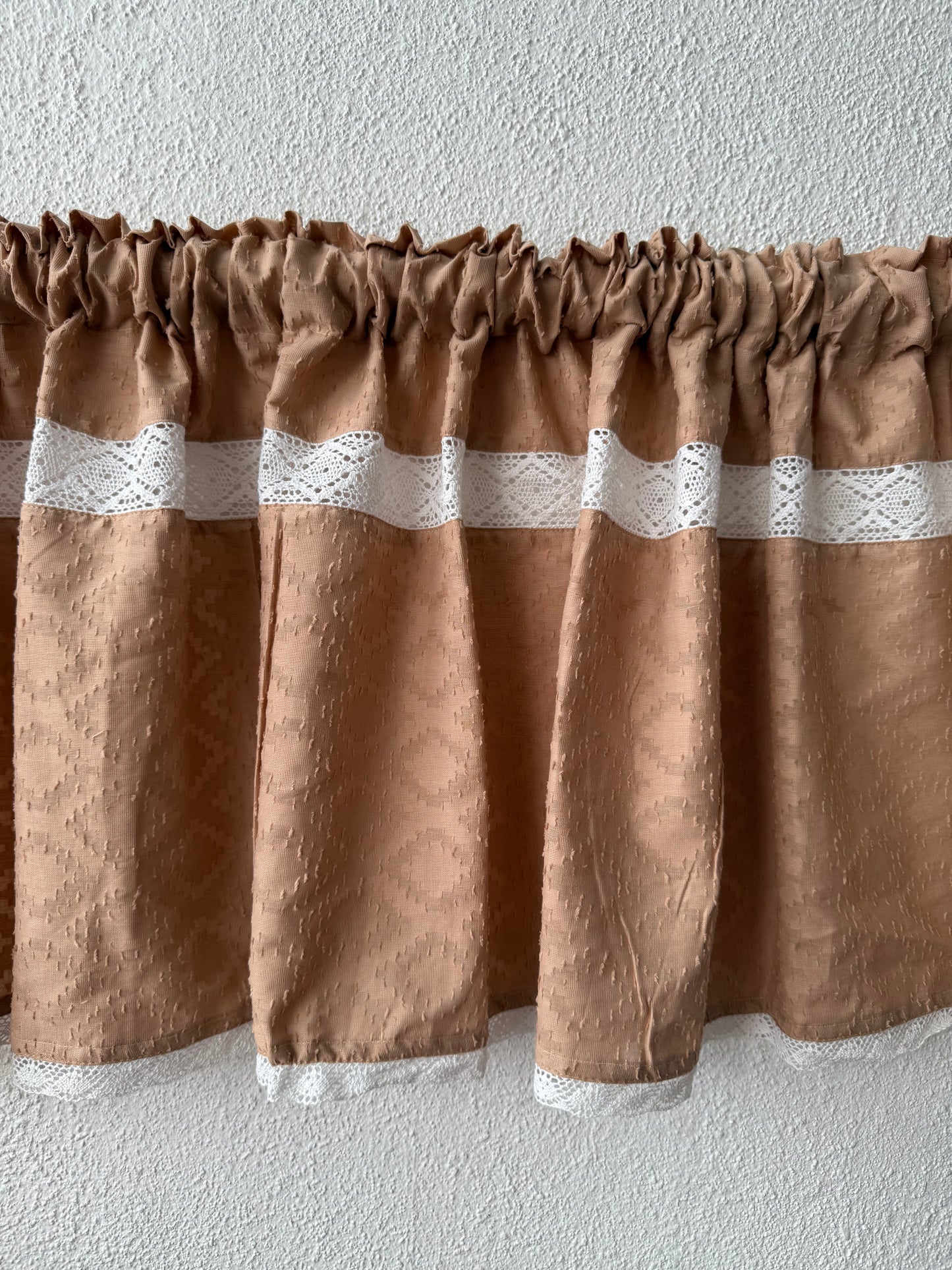 Kitchen Valance - Amber